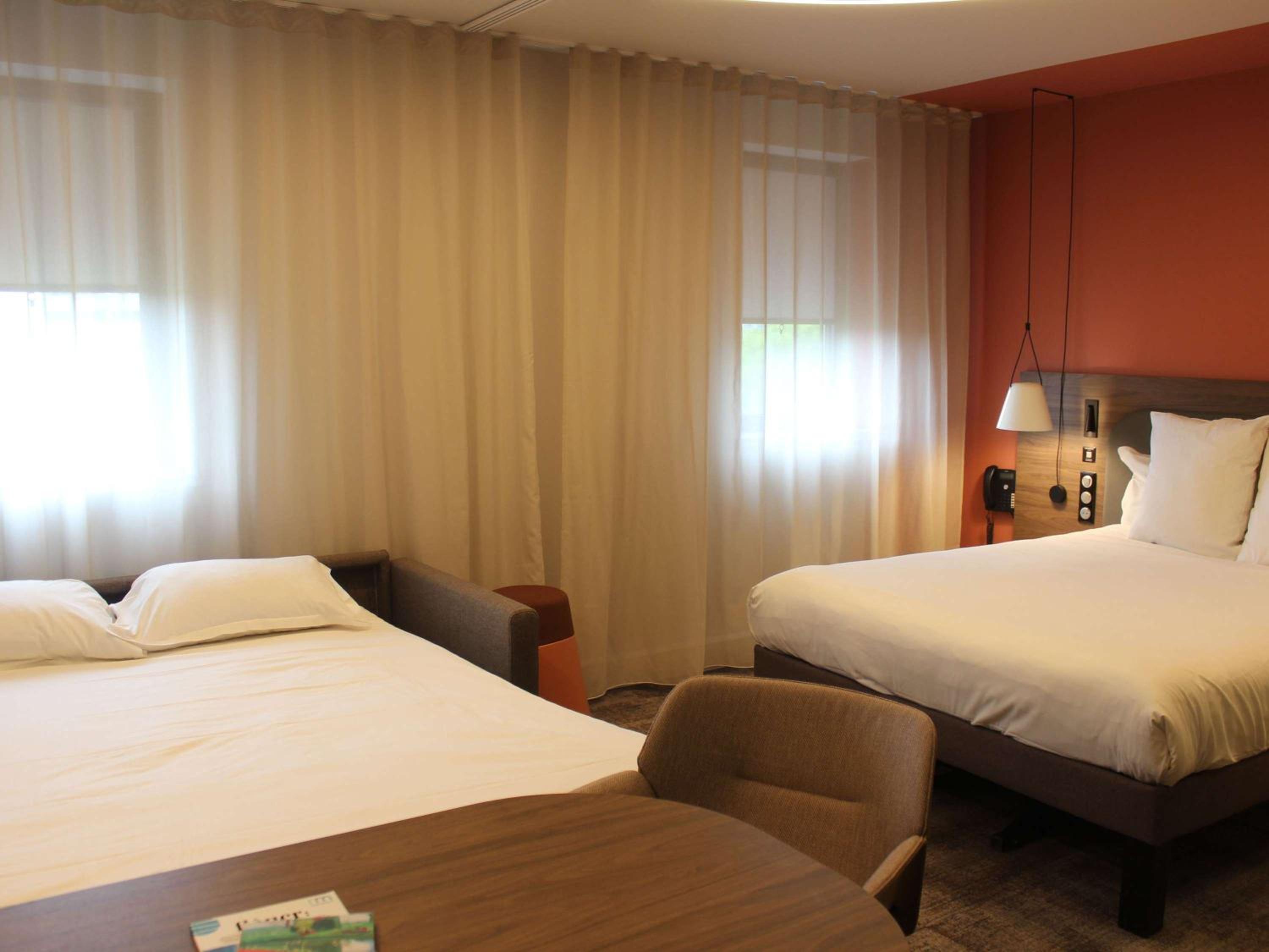 Superior Suite with Double Bed and Double Sofa Bed - Photo 2