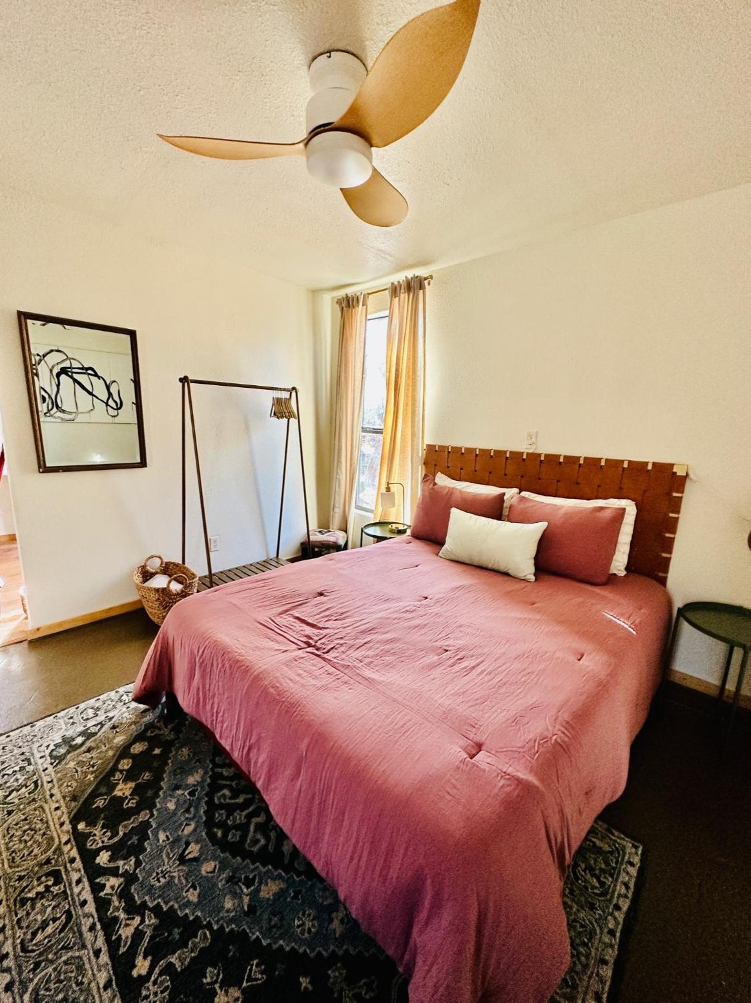 One-Bedroom Bungalow photo 1