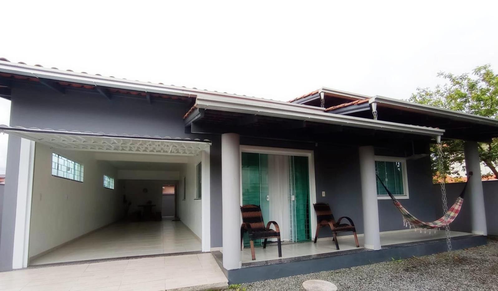 Three-Bedroom House photo 2