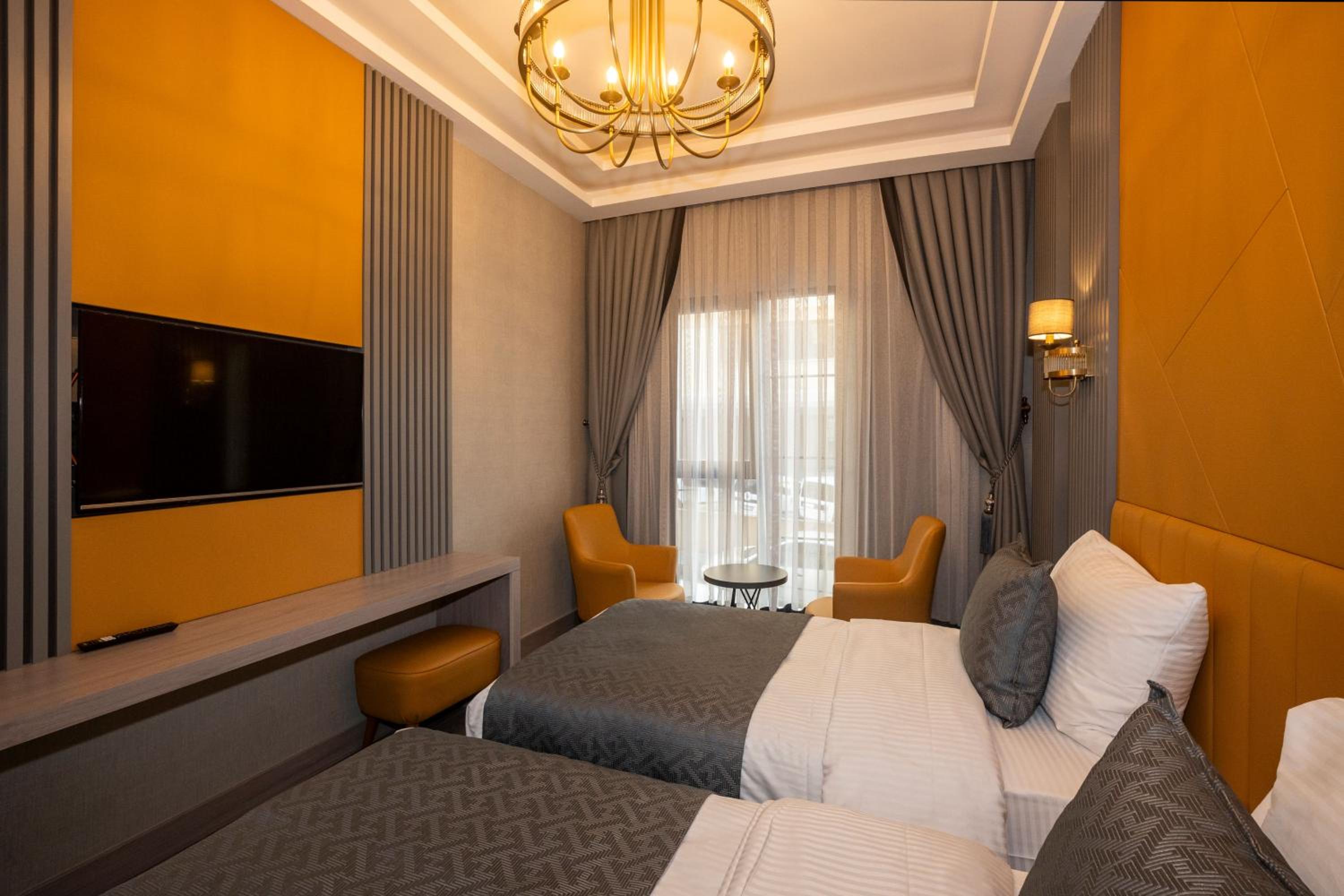 Deluxe Twin Room photo 3