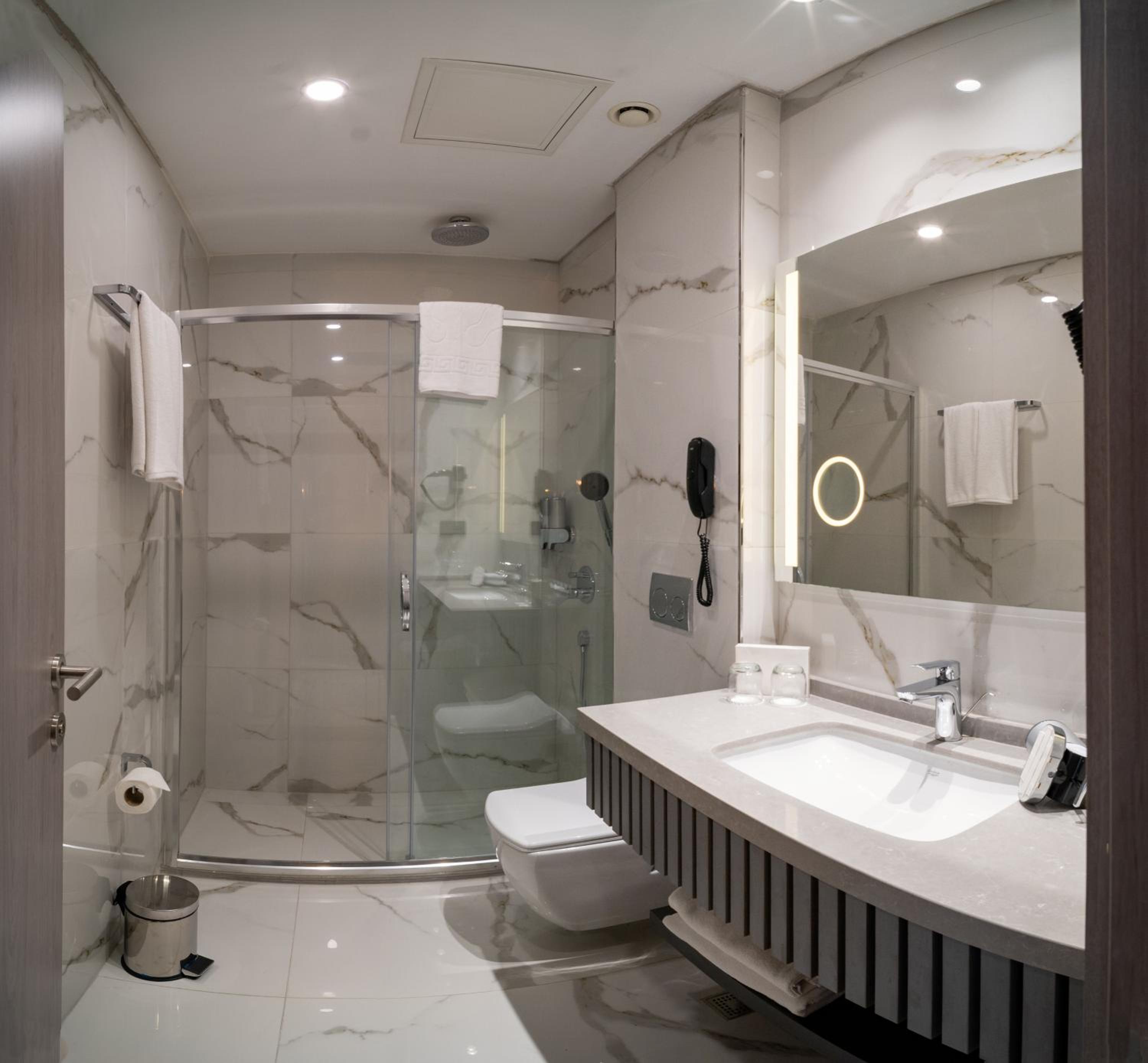Deluxe Twin Room photo 2