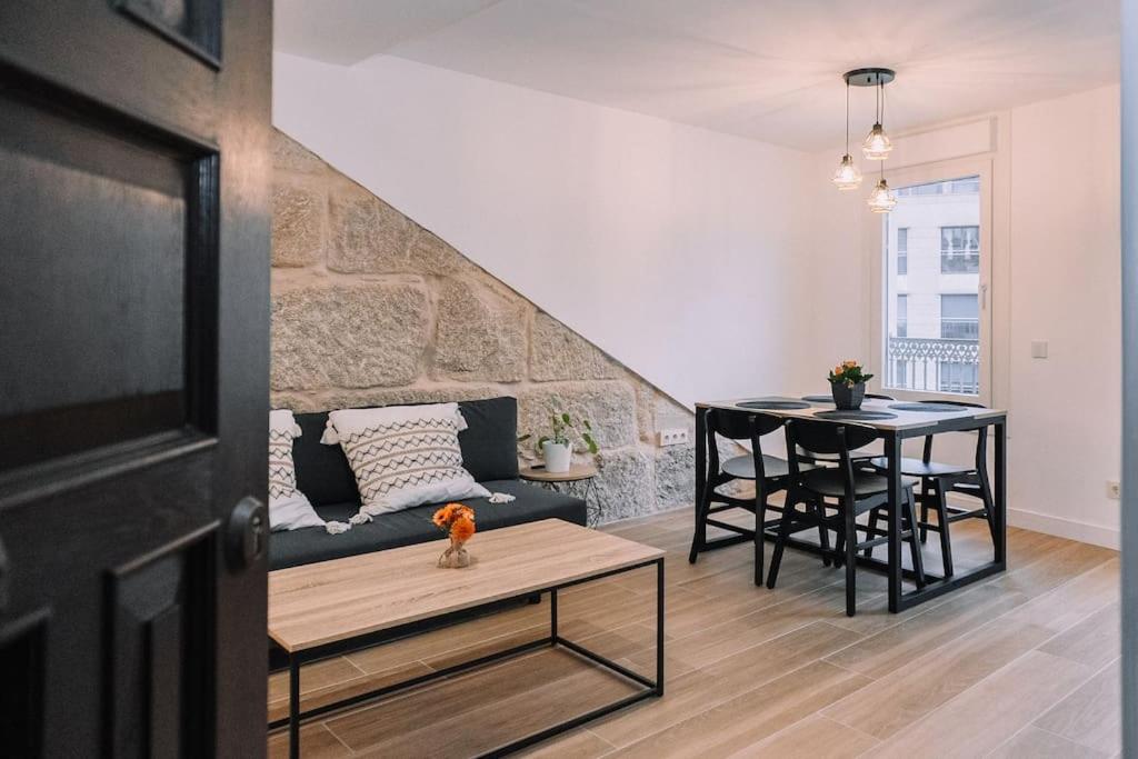 Apartamento de dos habitaciones con vista a la ciudad