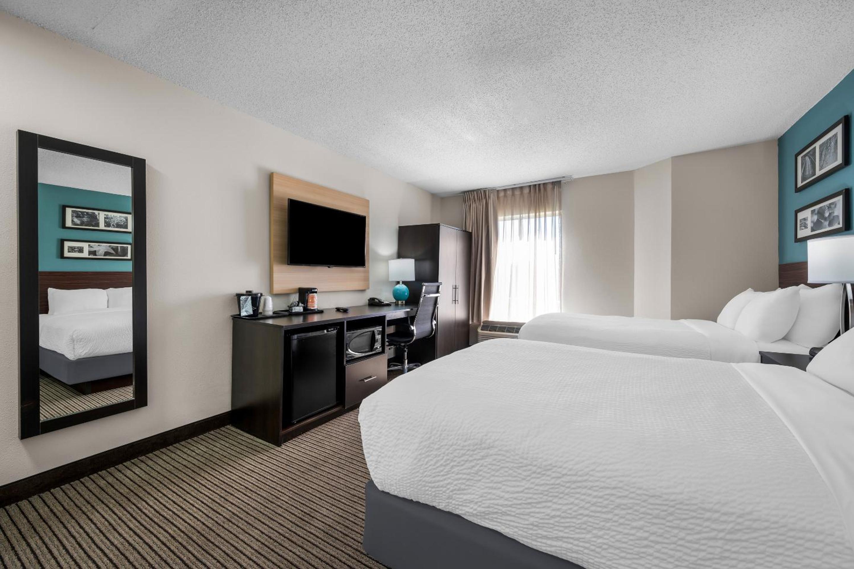 Double Room with Two Double Beds - Non-Smoking photo 1