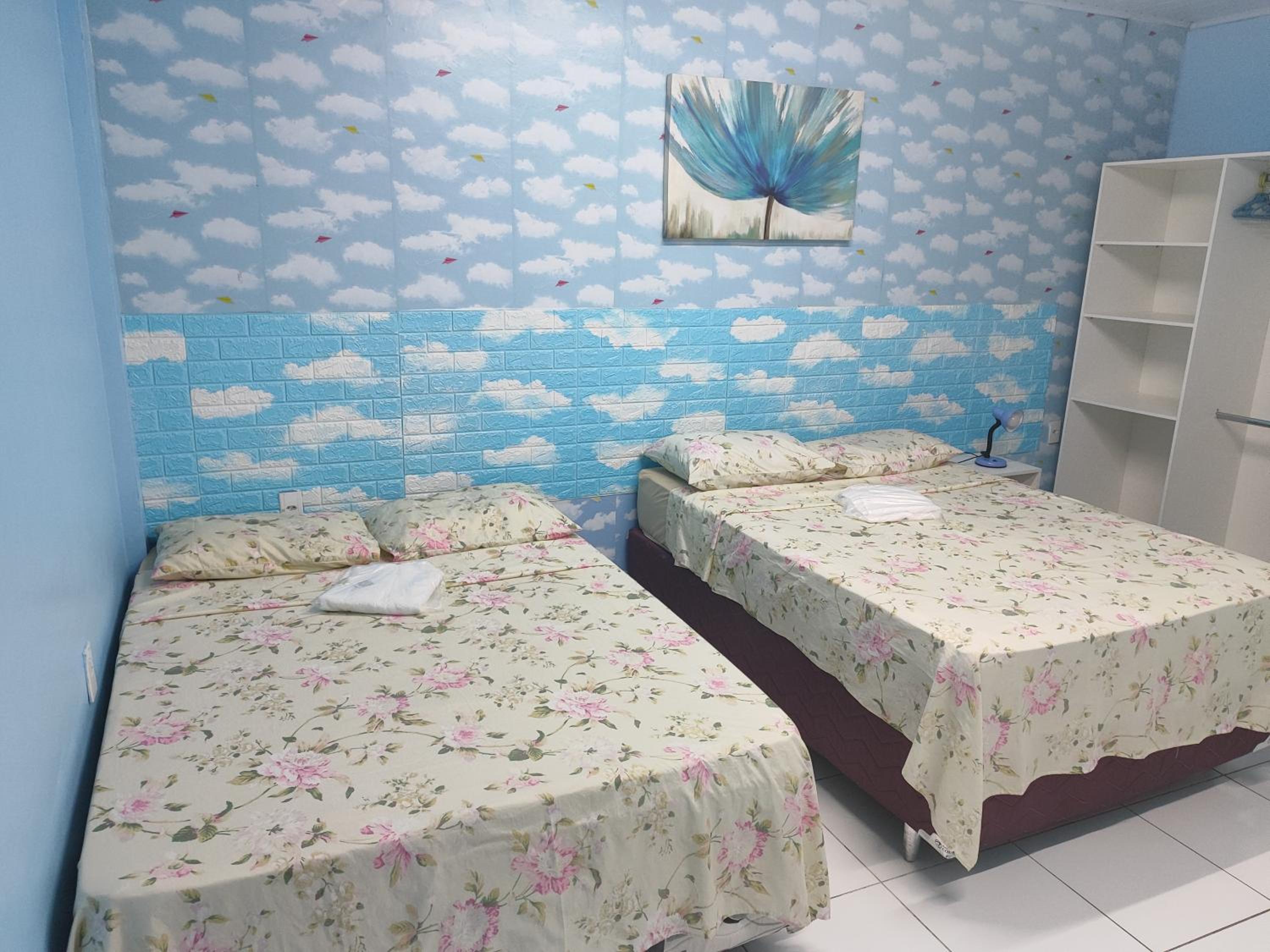 Large Double Room - Photo 2