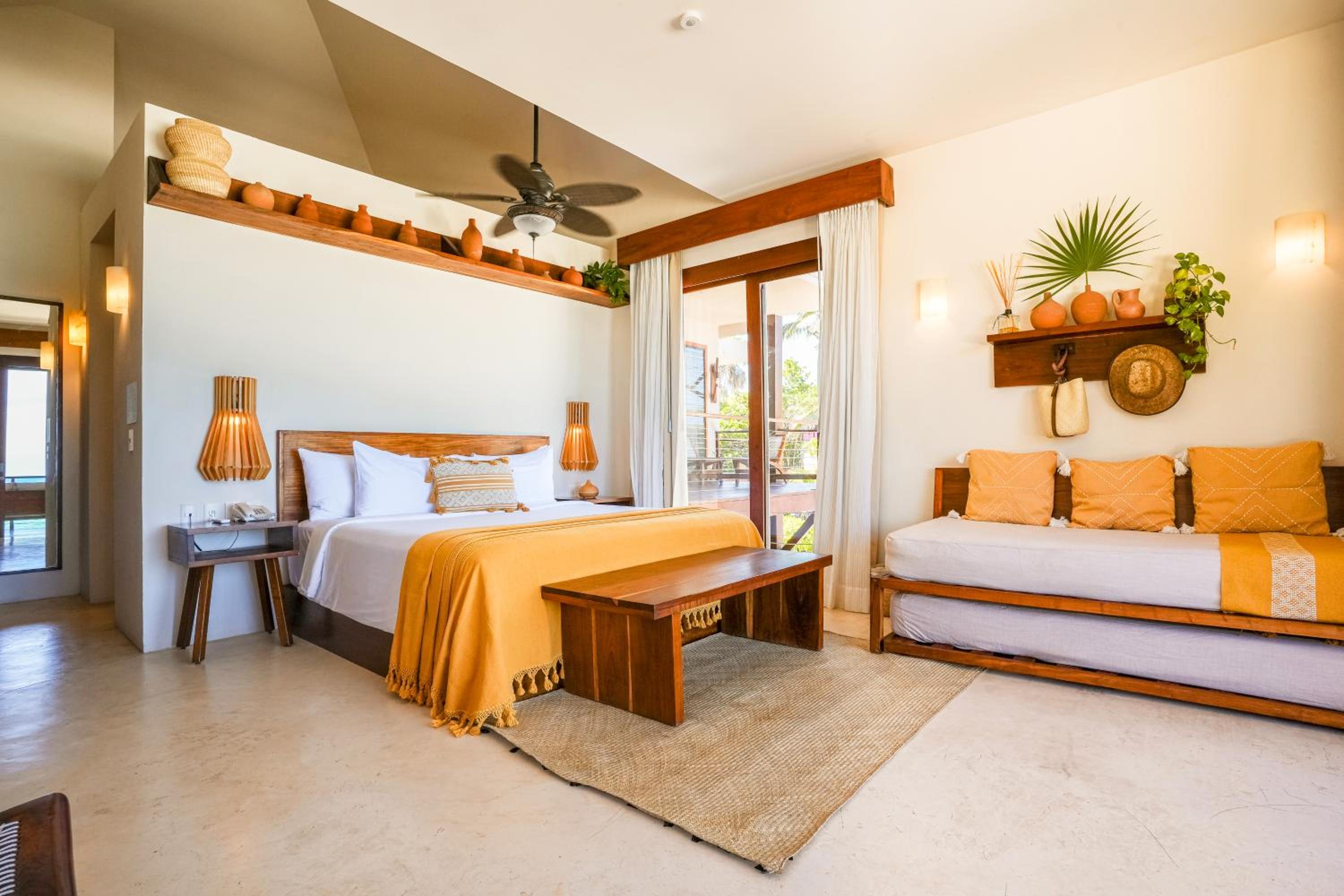 Beachfront Penthouse with Plunge pool.