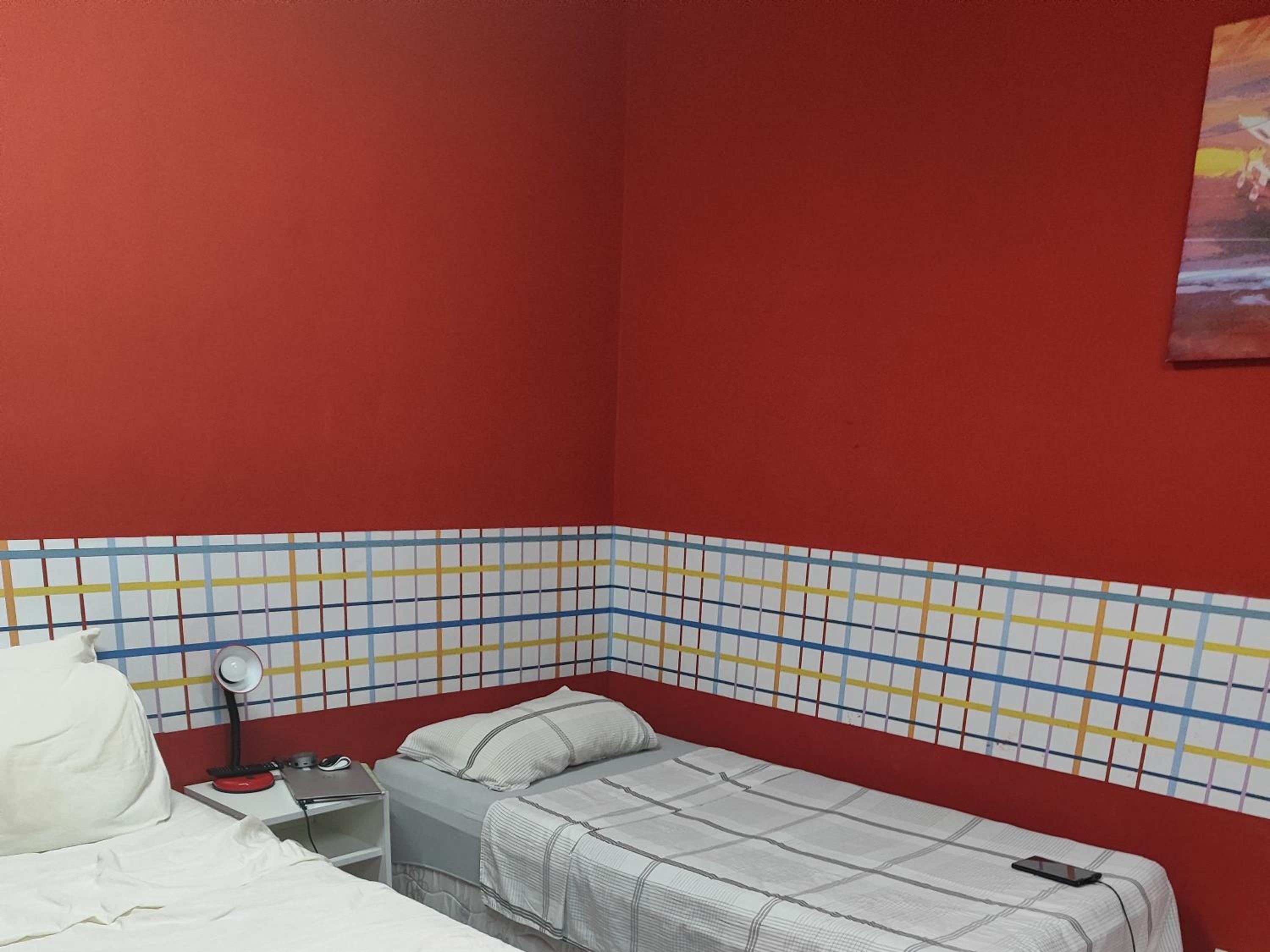 Deluxe Double Room (2 Adults + 1 Child) - Photo 1