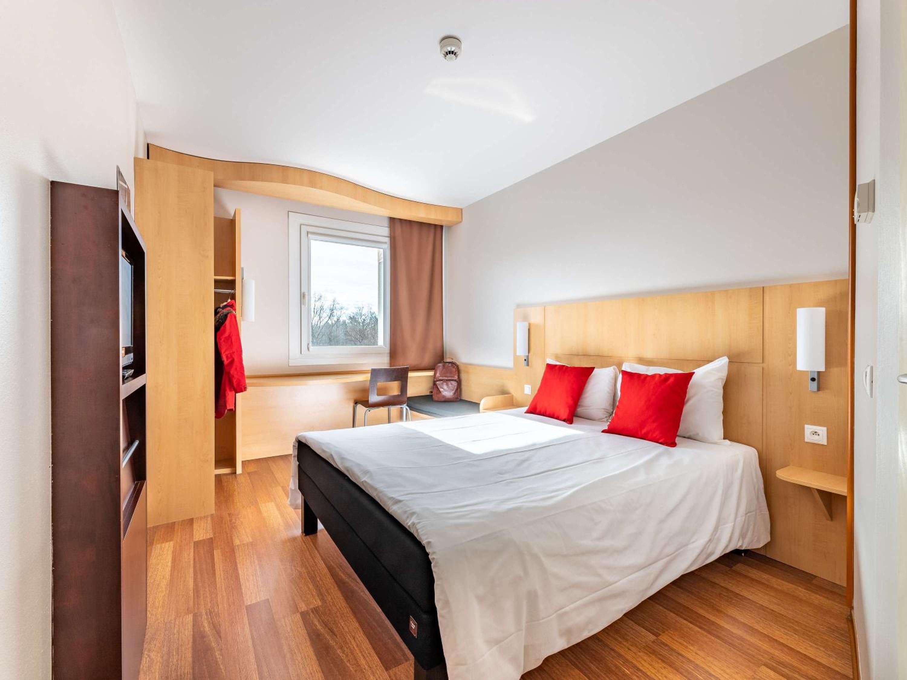 Standard Double Room photo 2