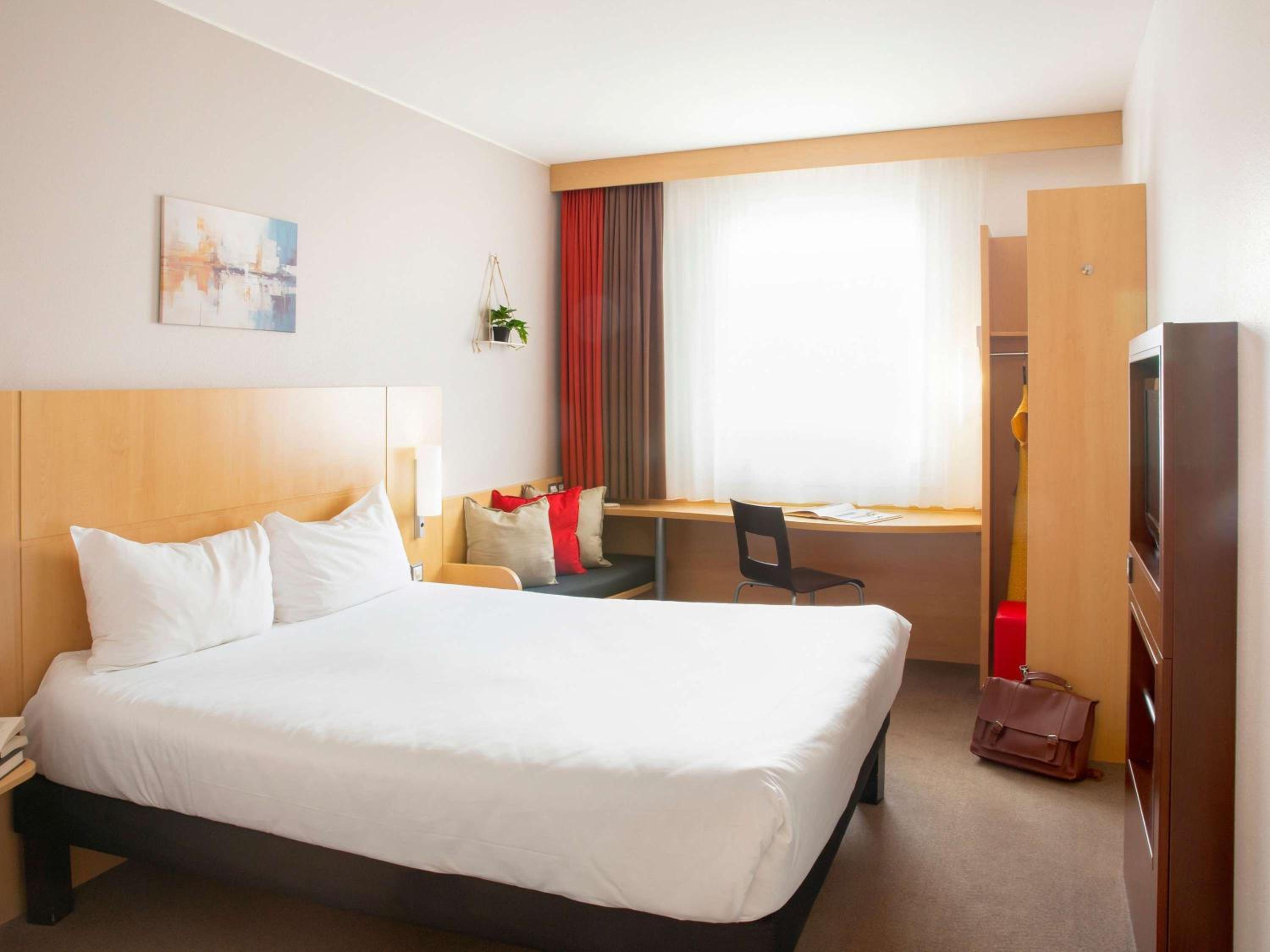 Standard Double Room - Photo 3