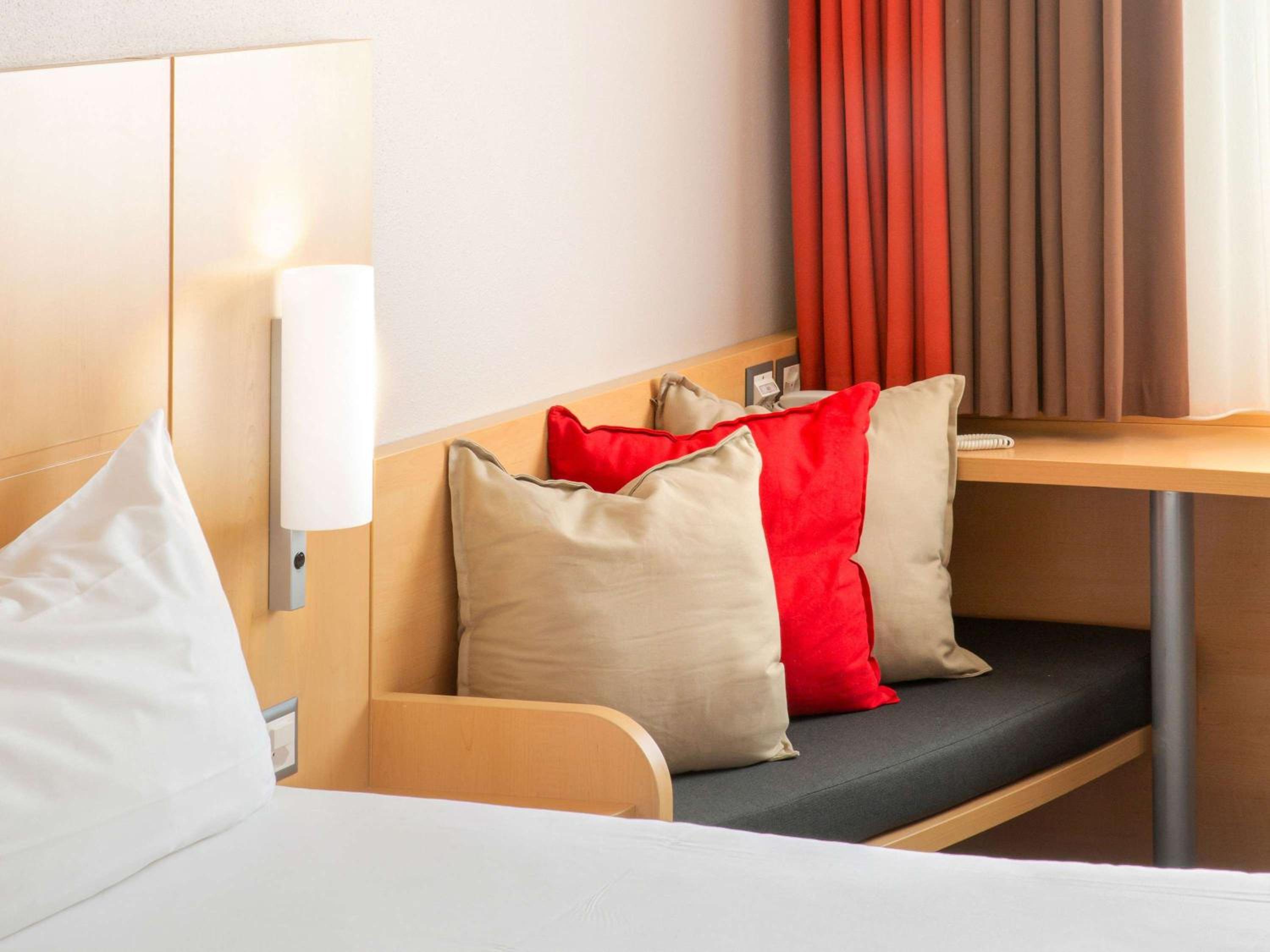 Standard Double Room - Photo 4