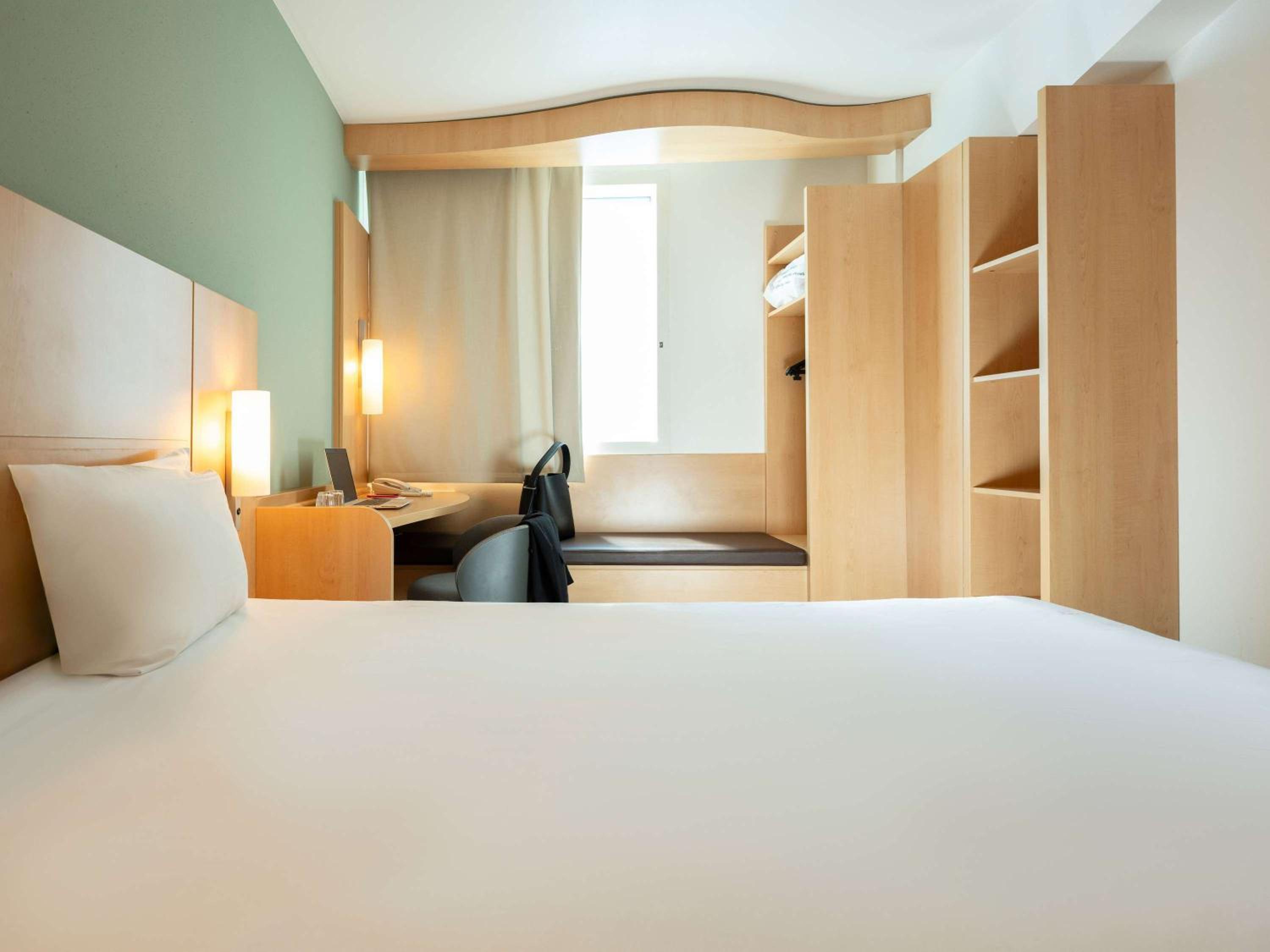 Double Room - Photo 3
