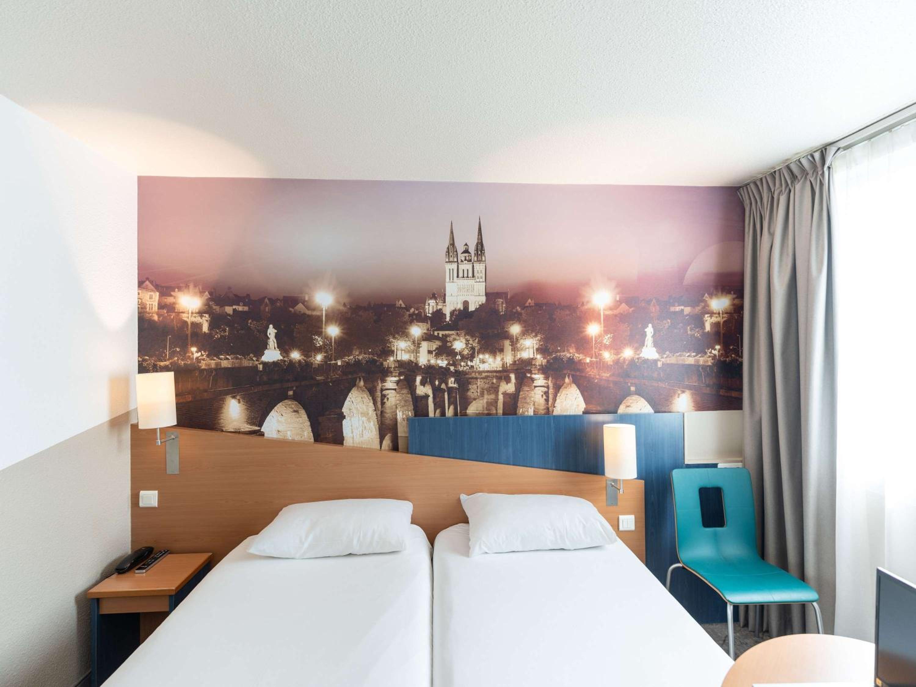 Standard Twin Room - Photo 6