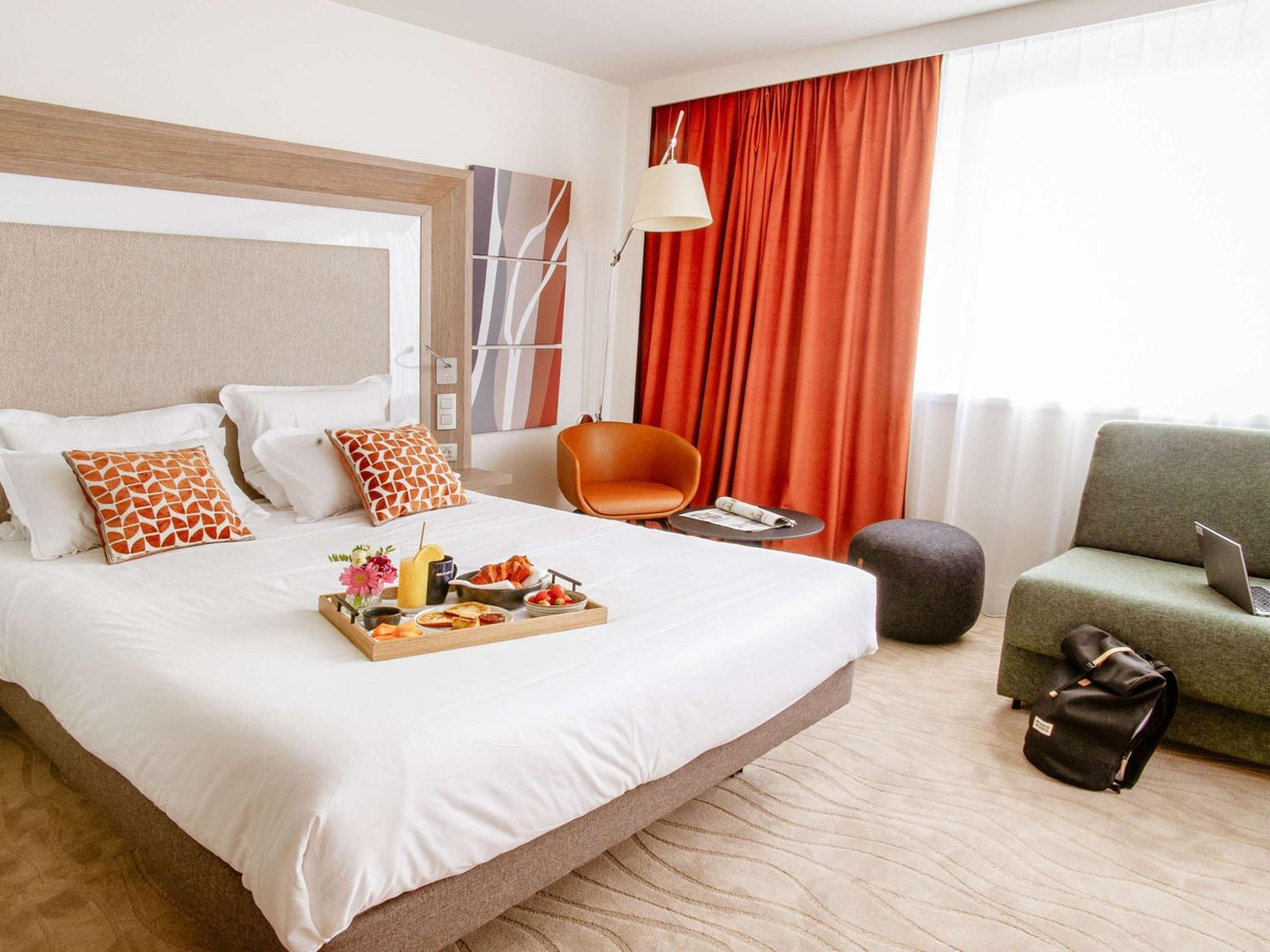 Executive Double Room with Sofa Bed - Photo 8