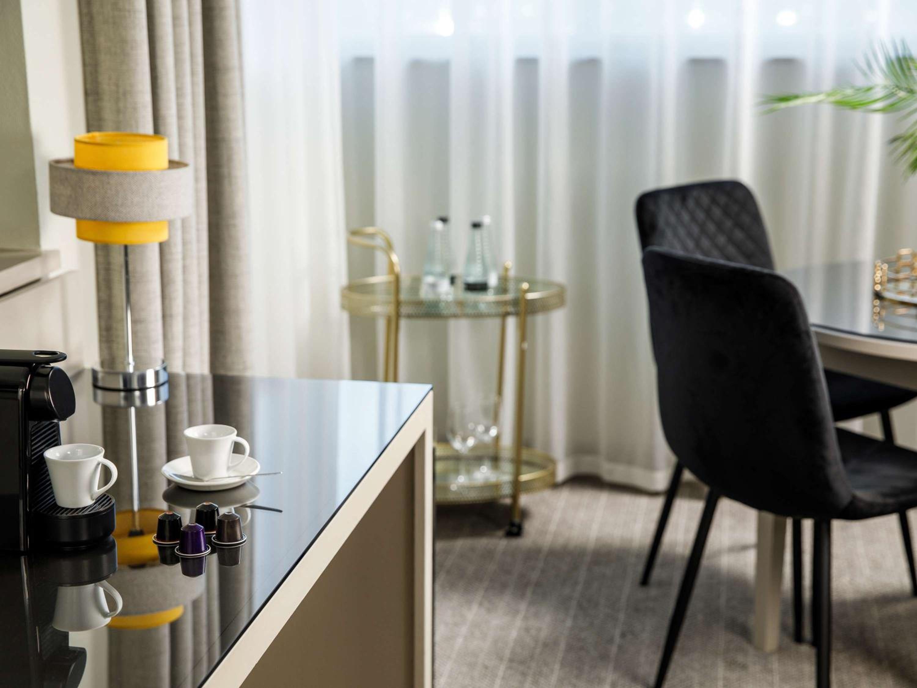 Superior Suite with Double Bed - Photo 1