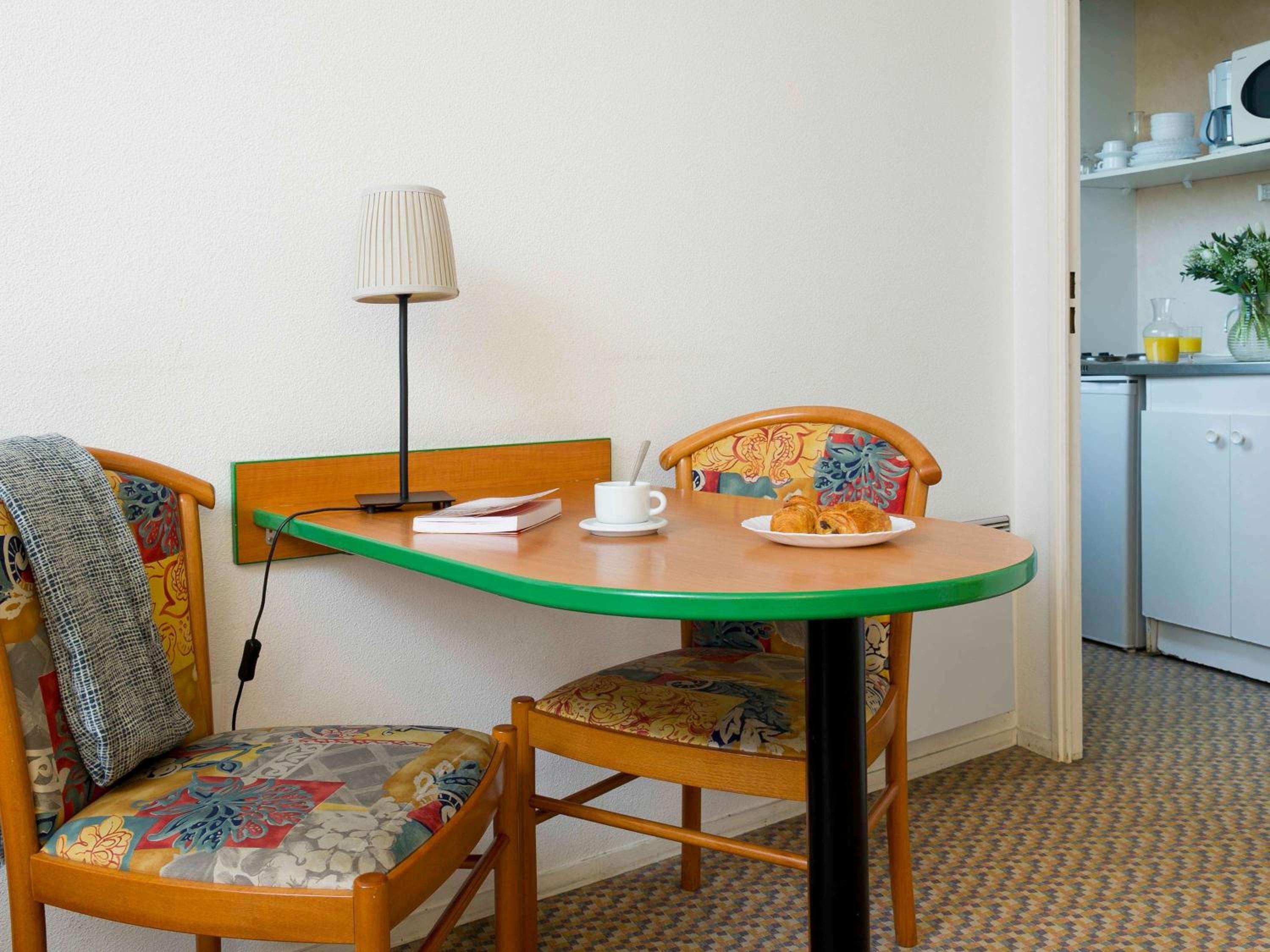 Studio (4 Adults) - Photo 9