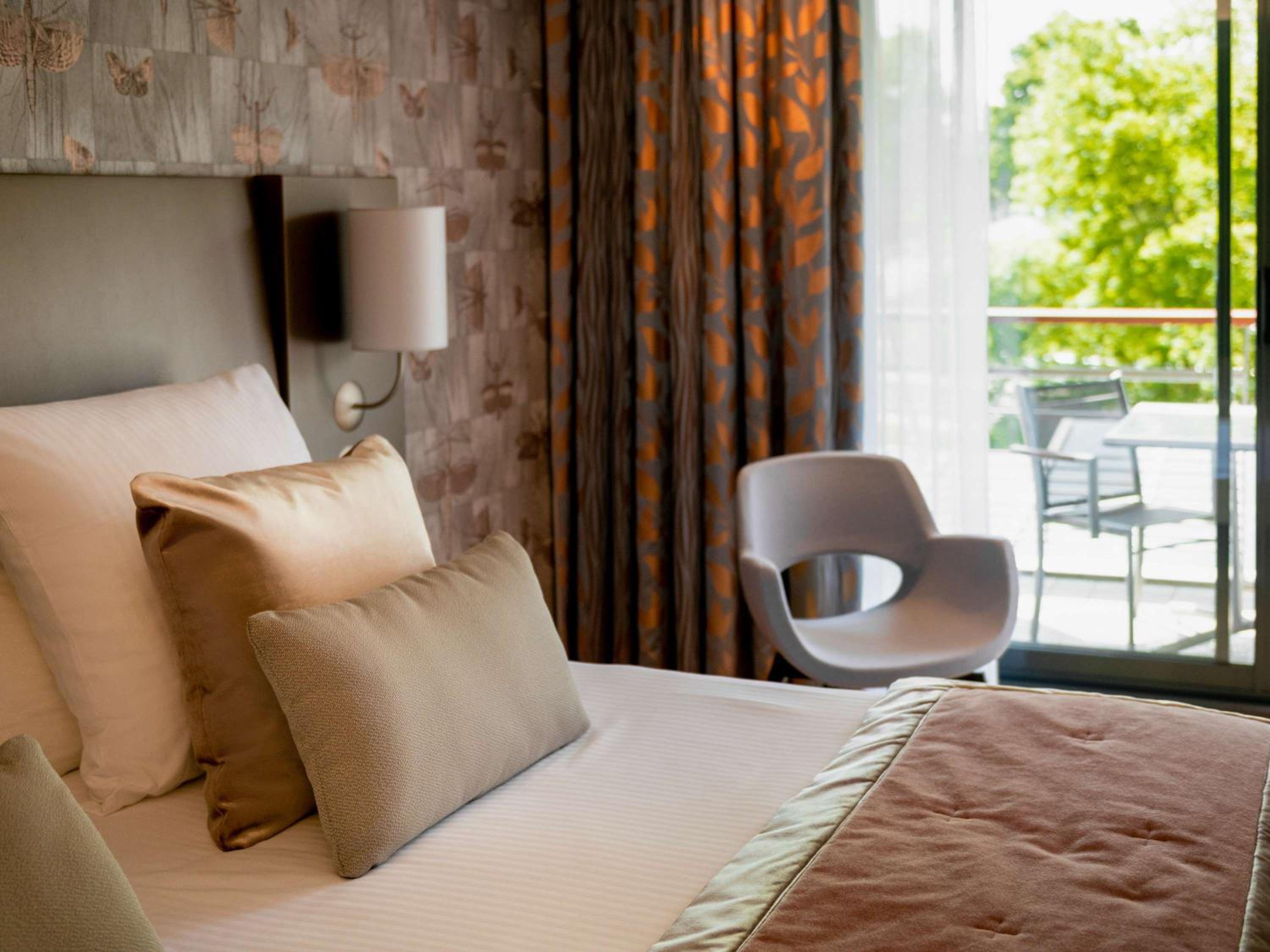 Superior King Room - Photo 8
