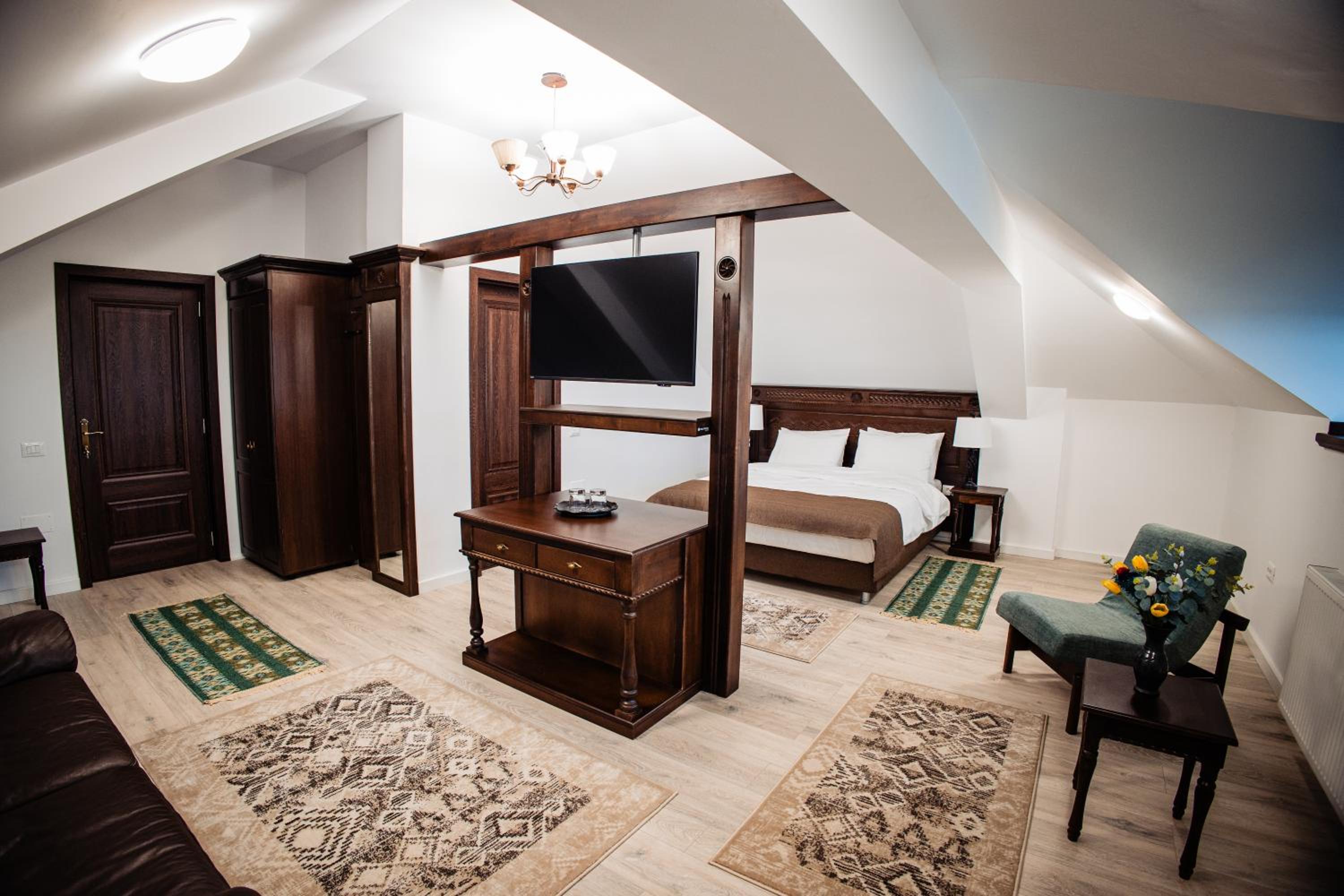 Superior King Room photo 3