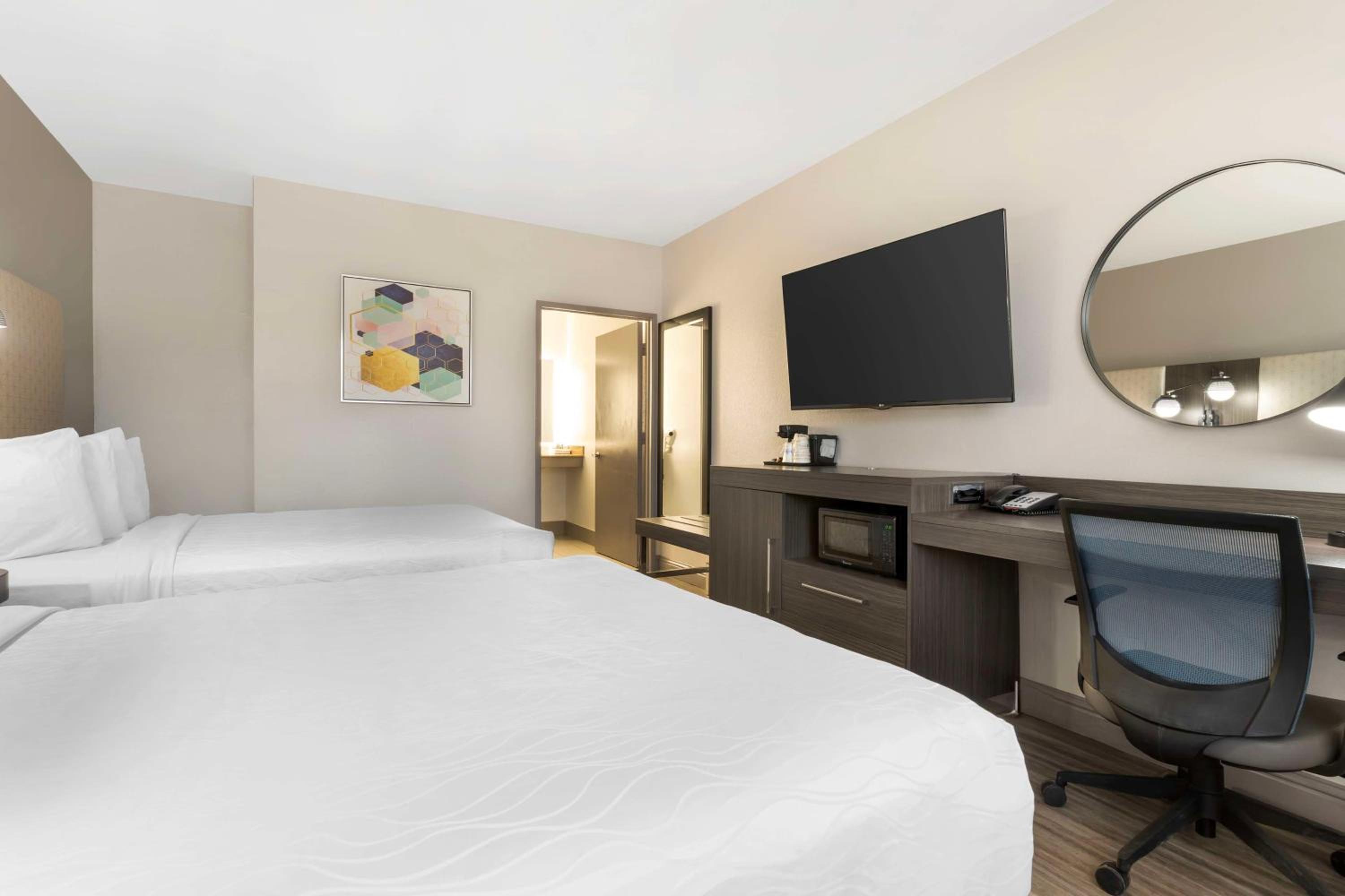 Double Room with Two Double Beds and Walk-In Shower - Disability Access/Non-Smoking photo 3