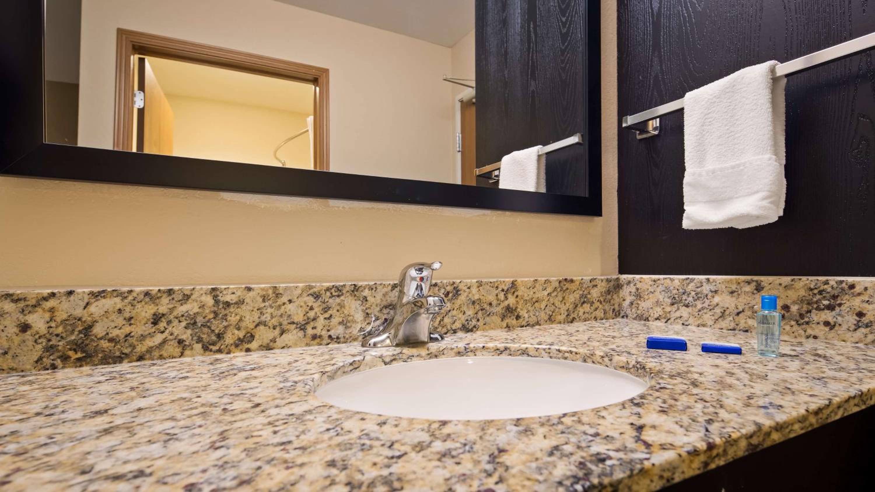 Family Suite - Photo 3