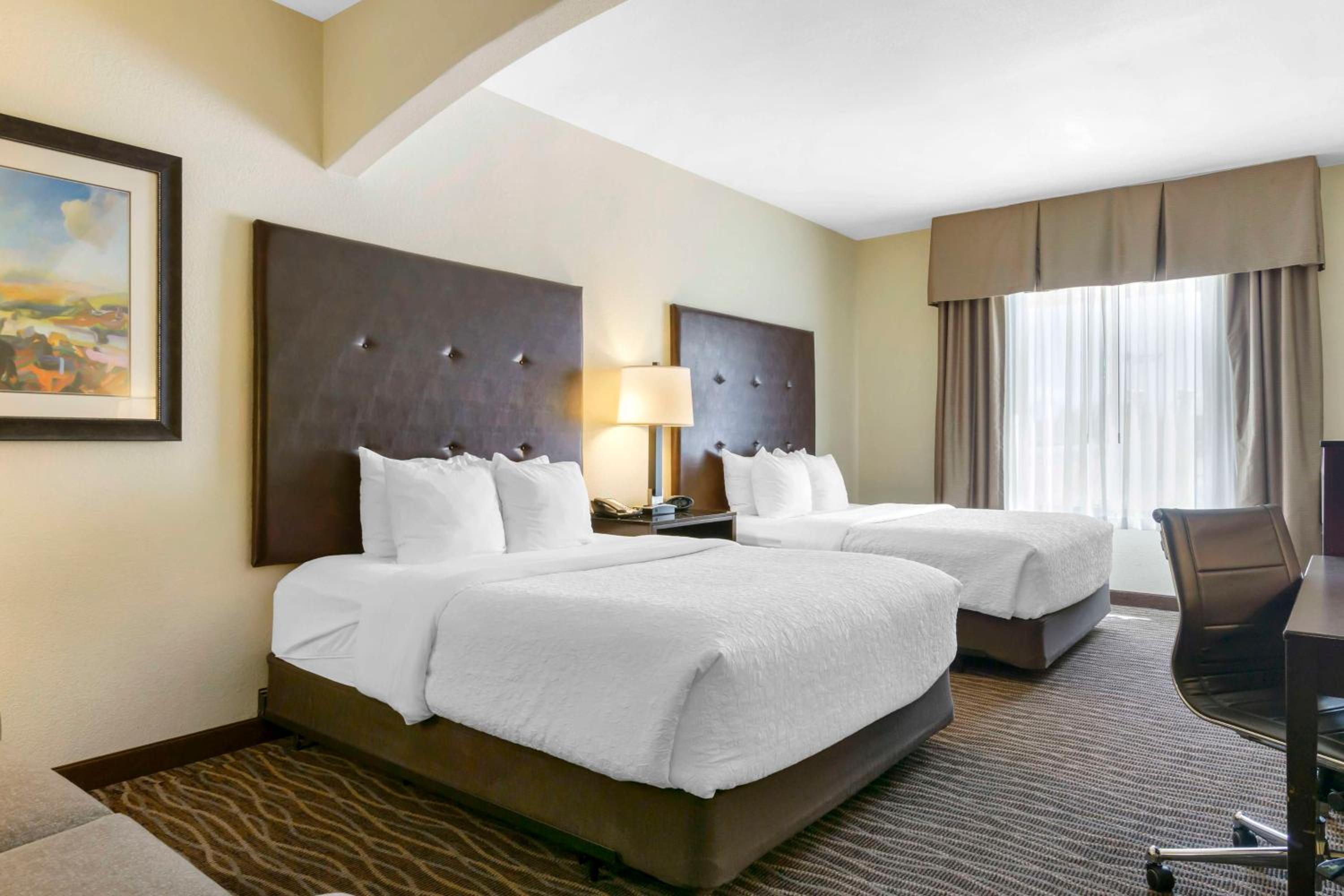 Mini Suite with Two Queen Beds - Non-Smoking