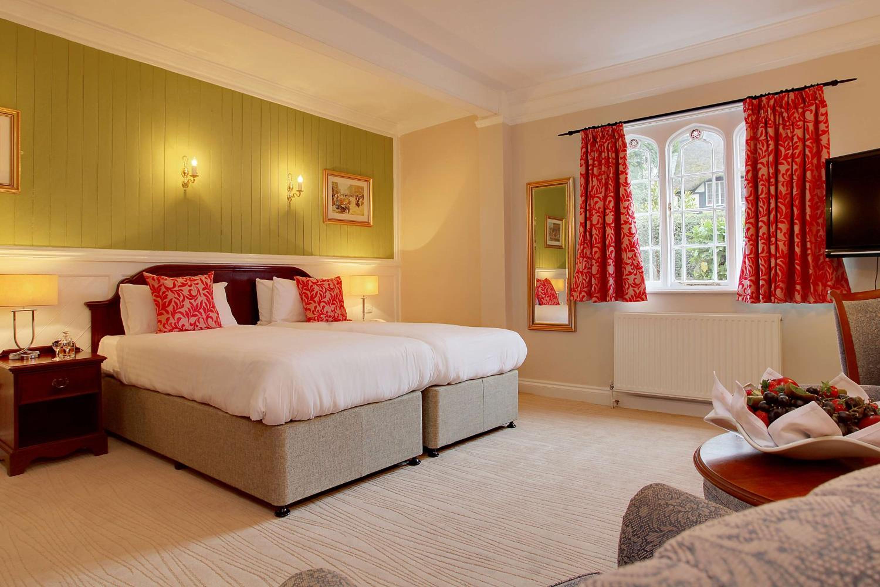 Cottage with Twin Beds - Photo 2
