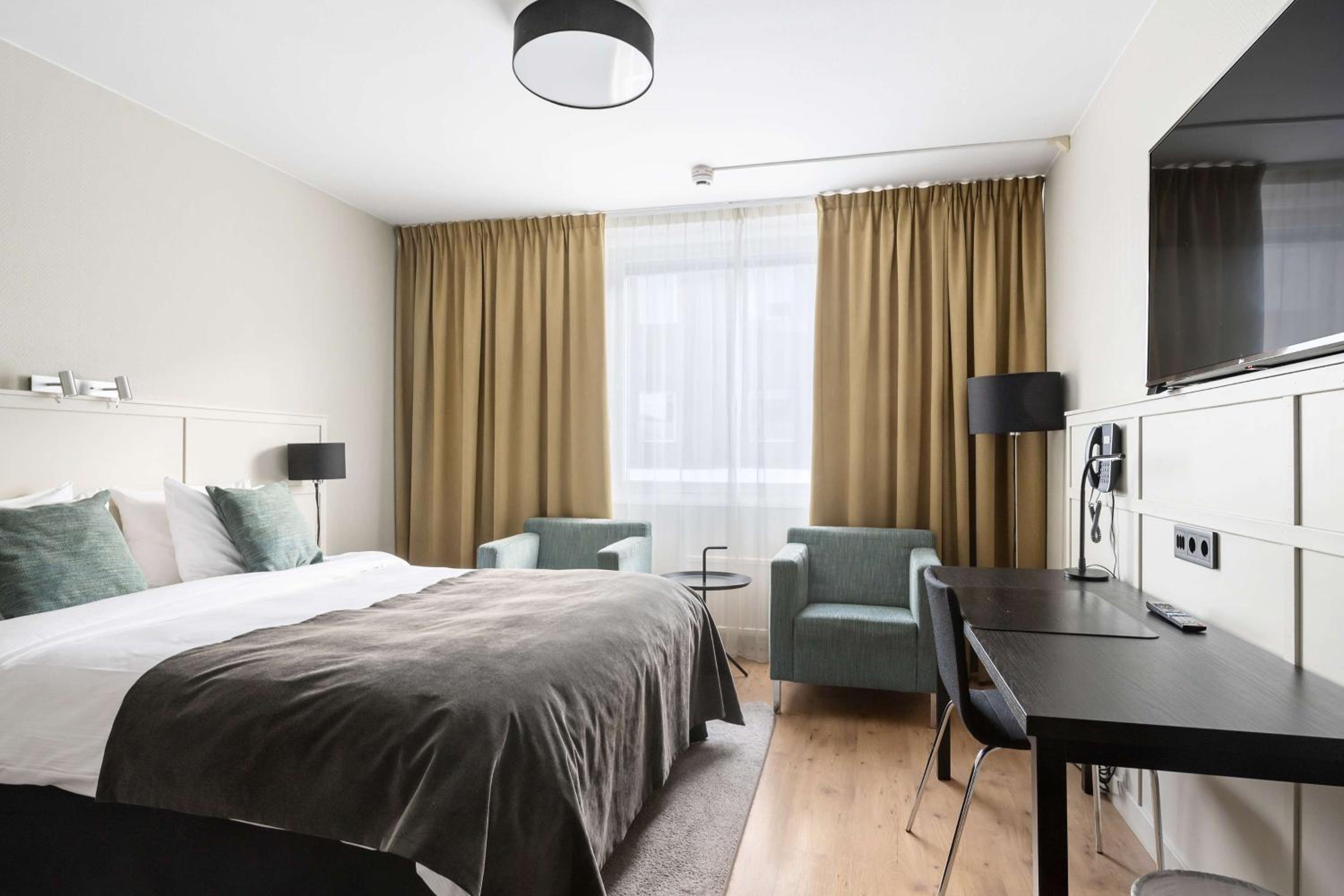 Superior Queen Room photo 1