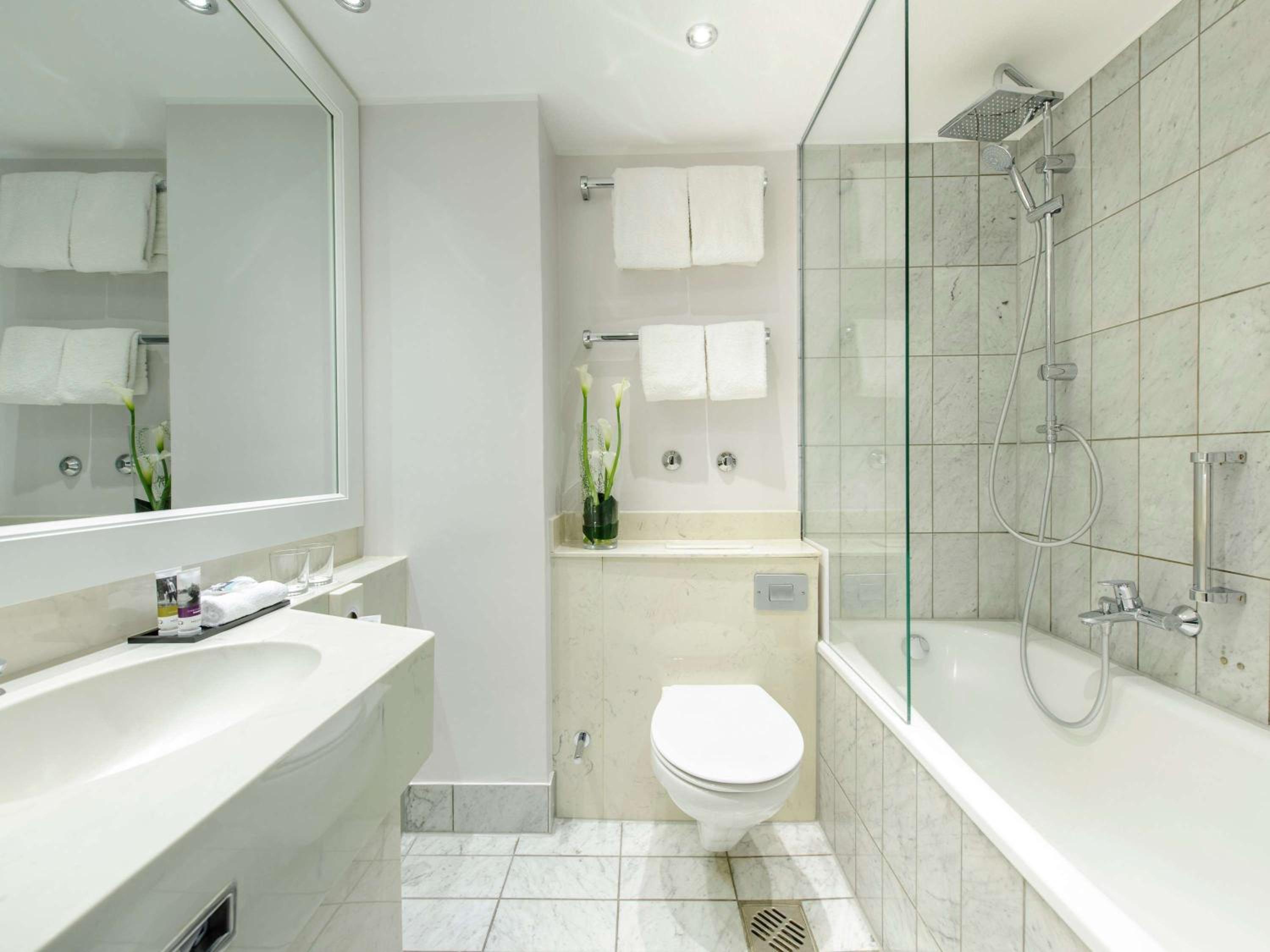 Standard Double Room - Photo 10