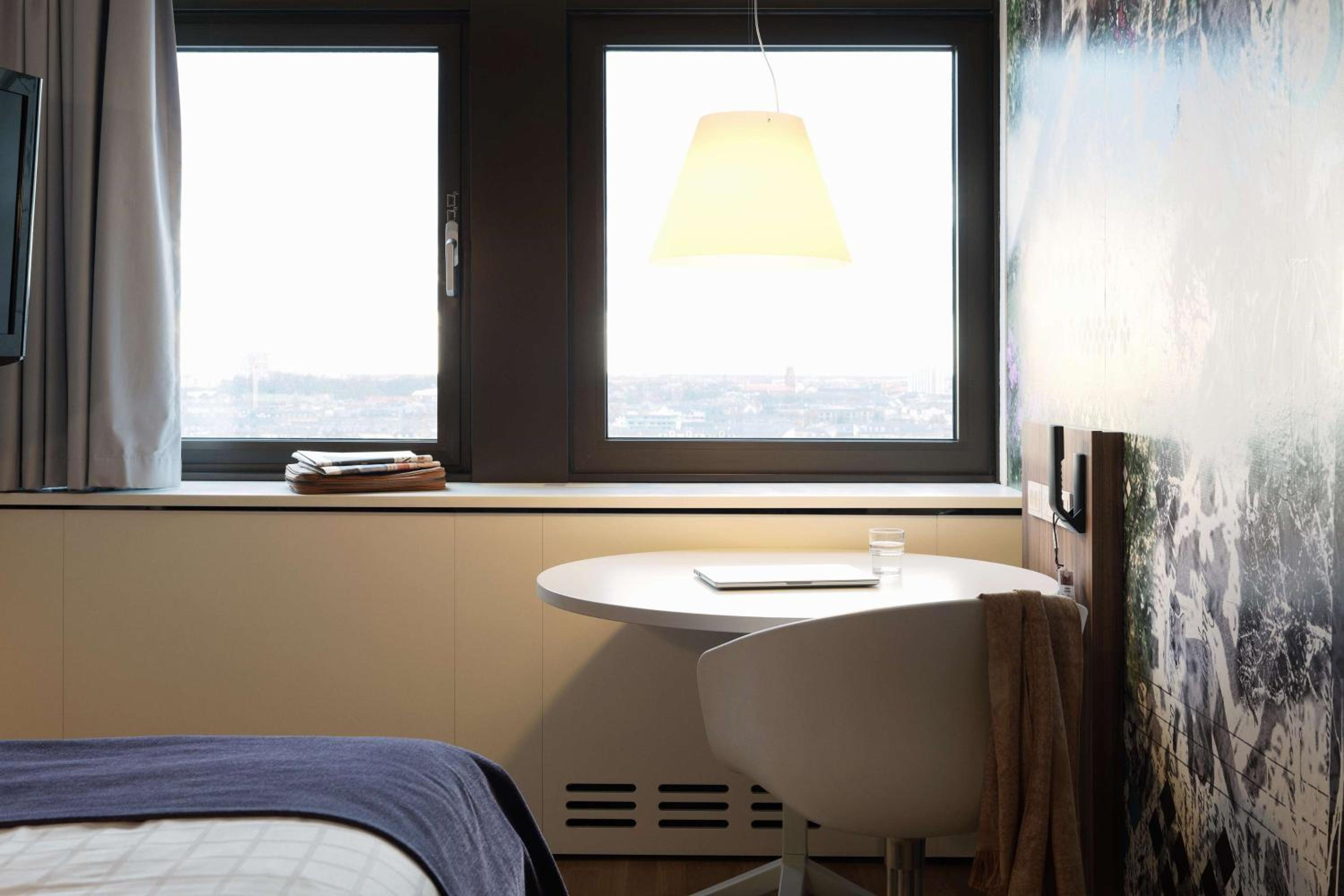 Standard Single Room - Photo 3