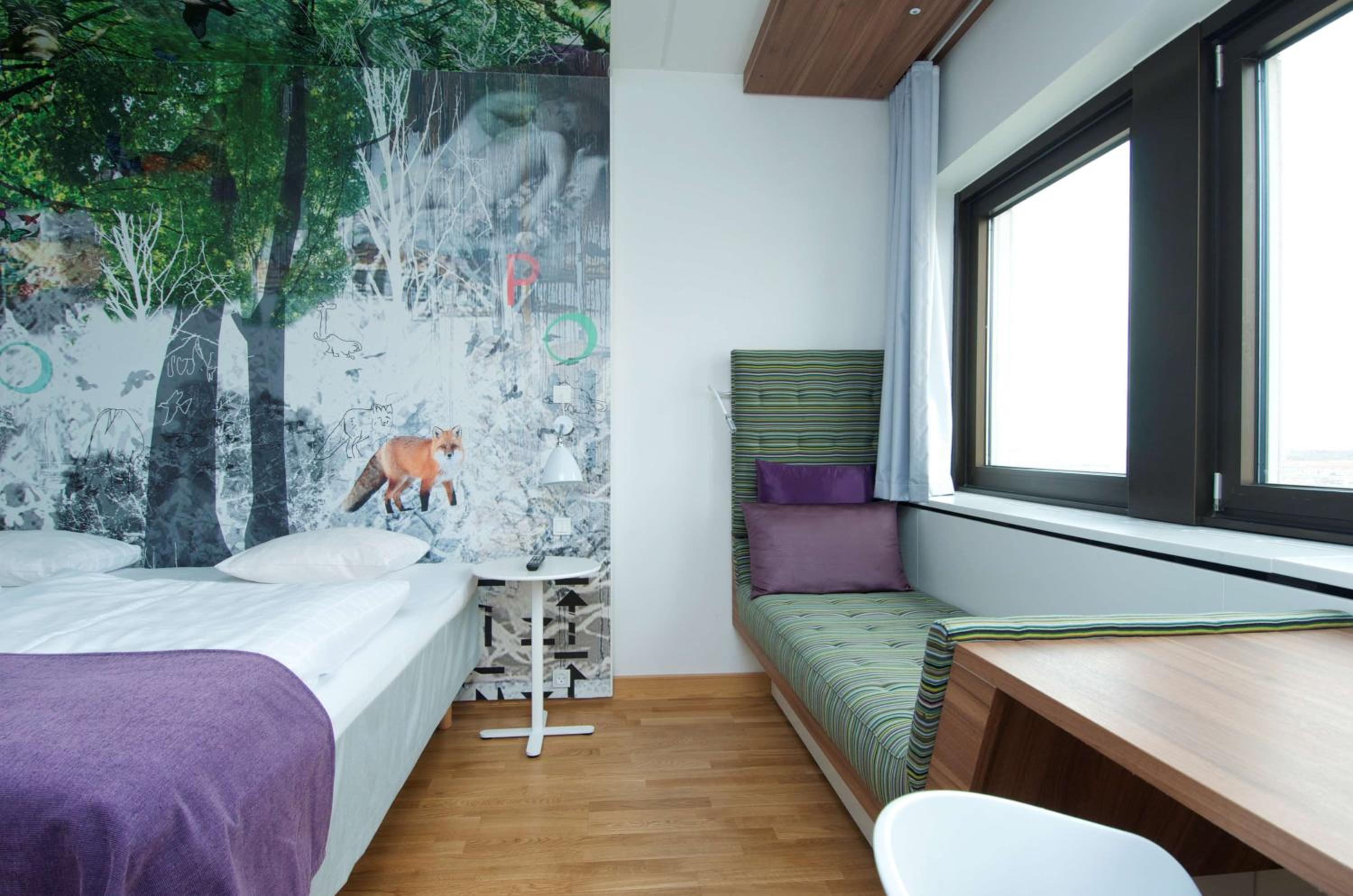 Standard Twin Room - Photo 4