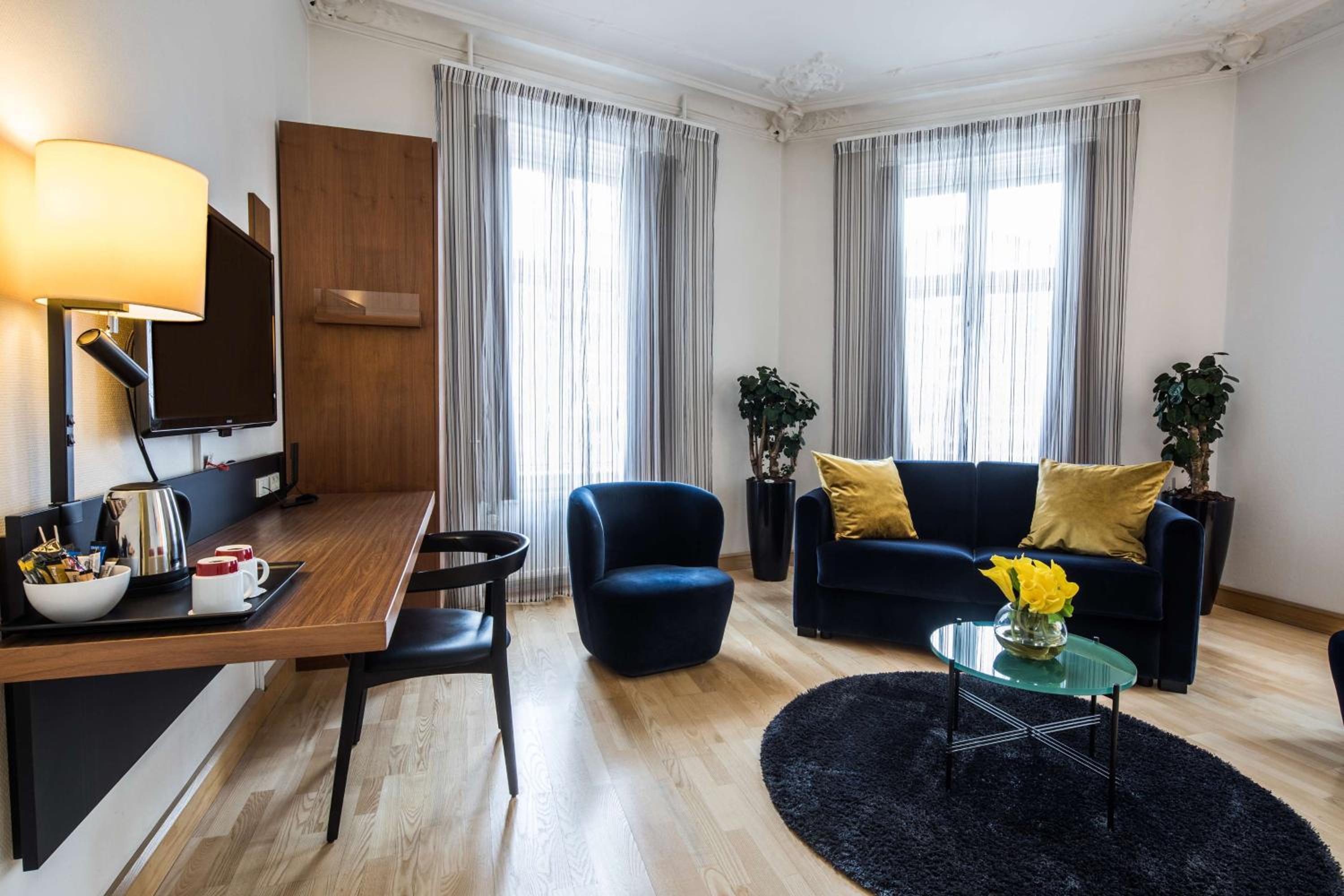Junior Suite - Photo 1