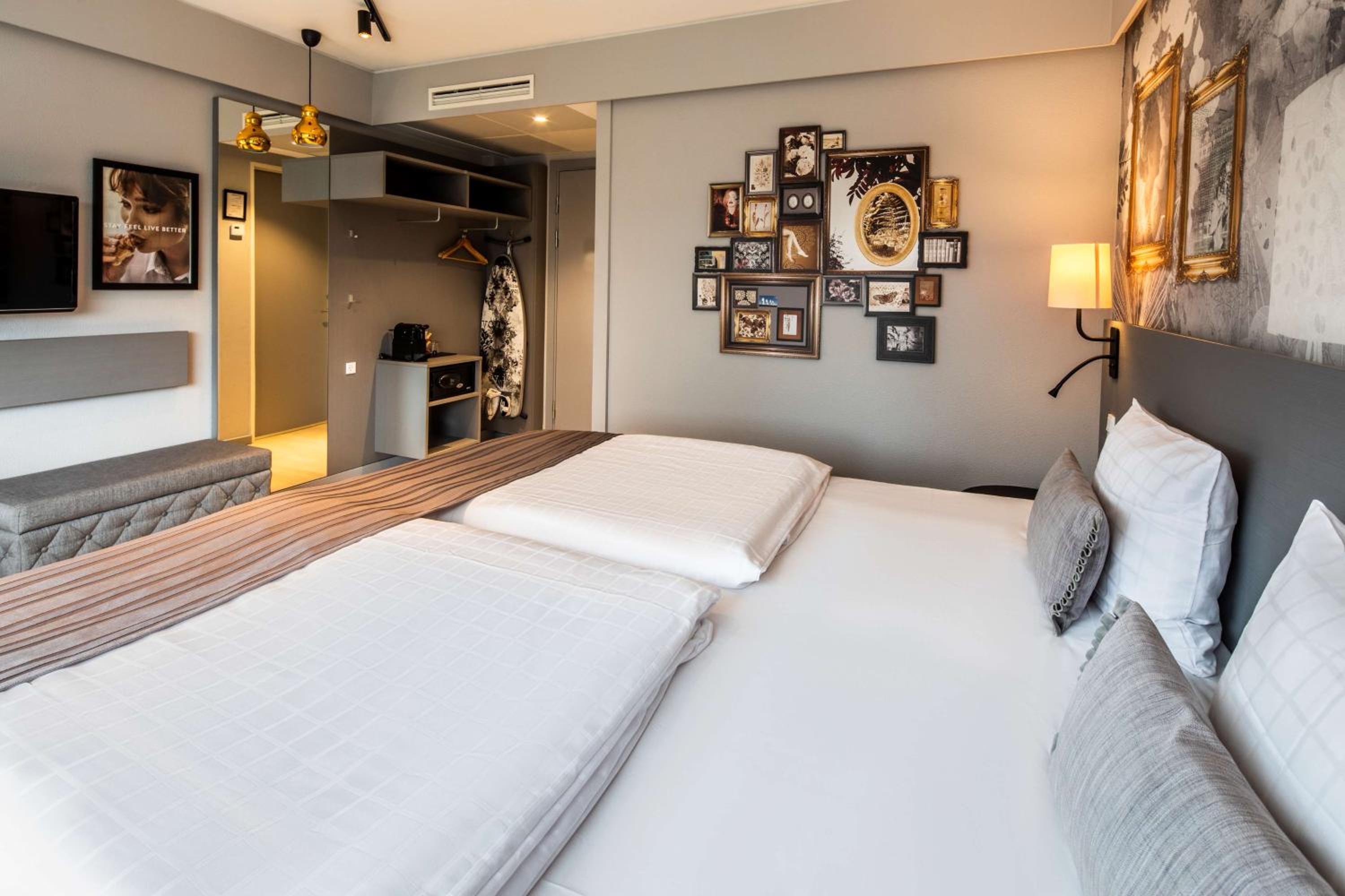 Superior King Room - Photo 2