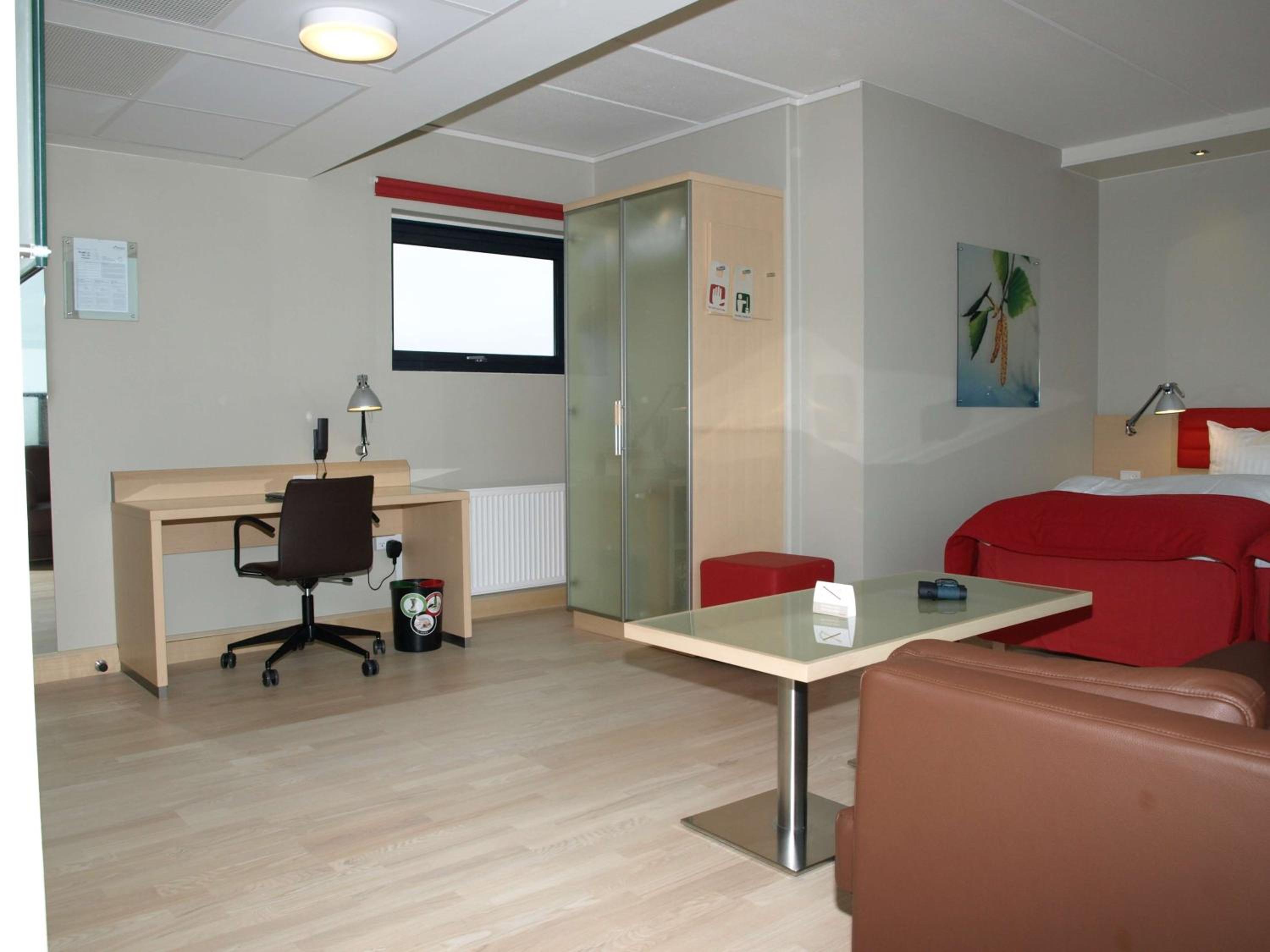 Junior Suite with Sea View - Photo 2