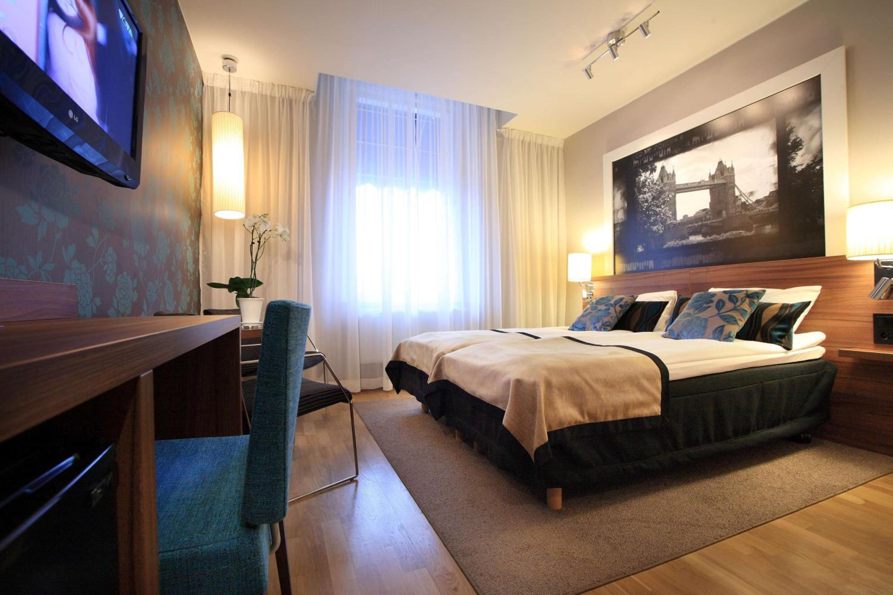 Standard Twin Room - Photo 1