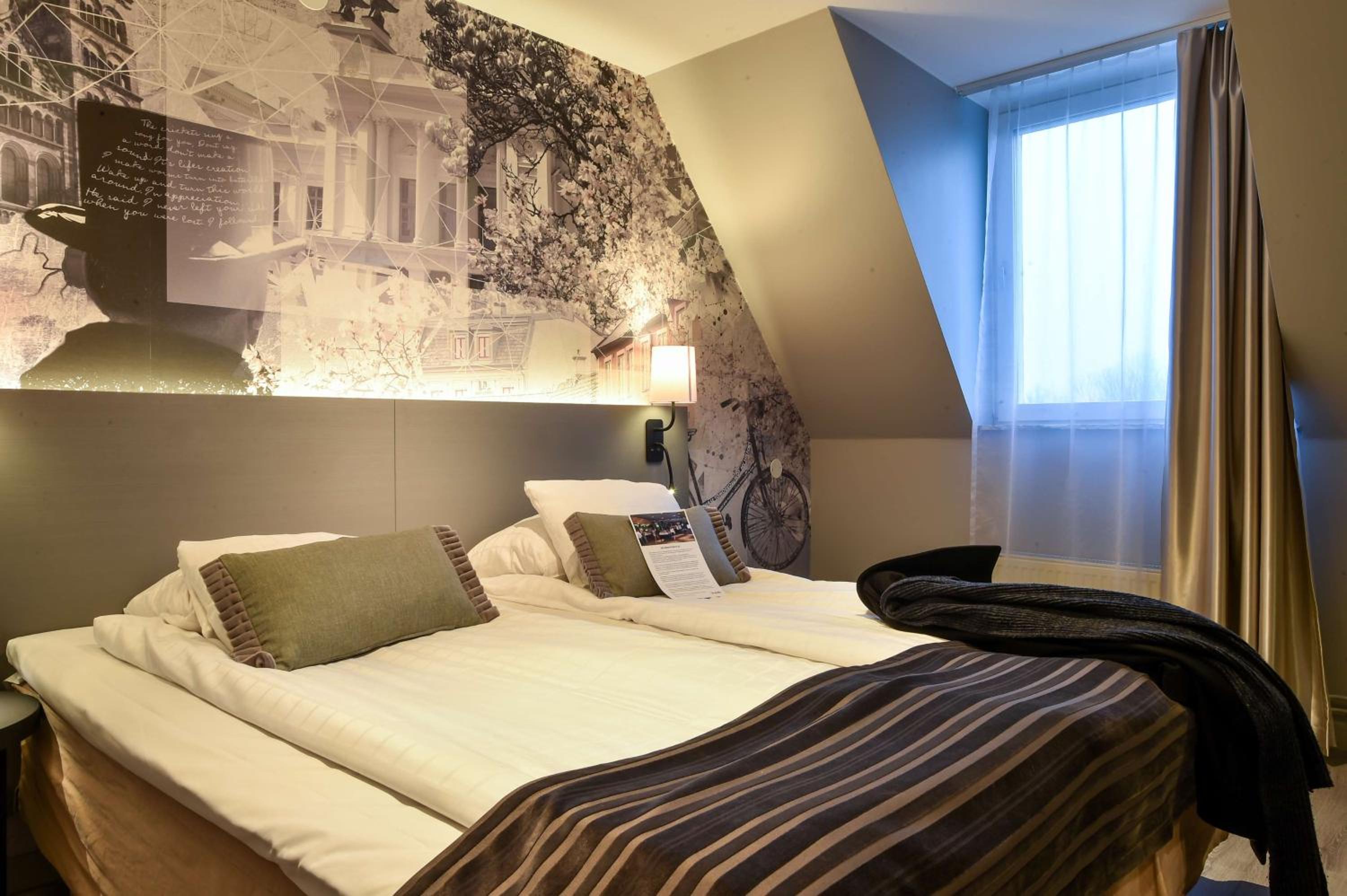 Standard Double or Twin Room - Photo 1