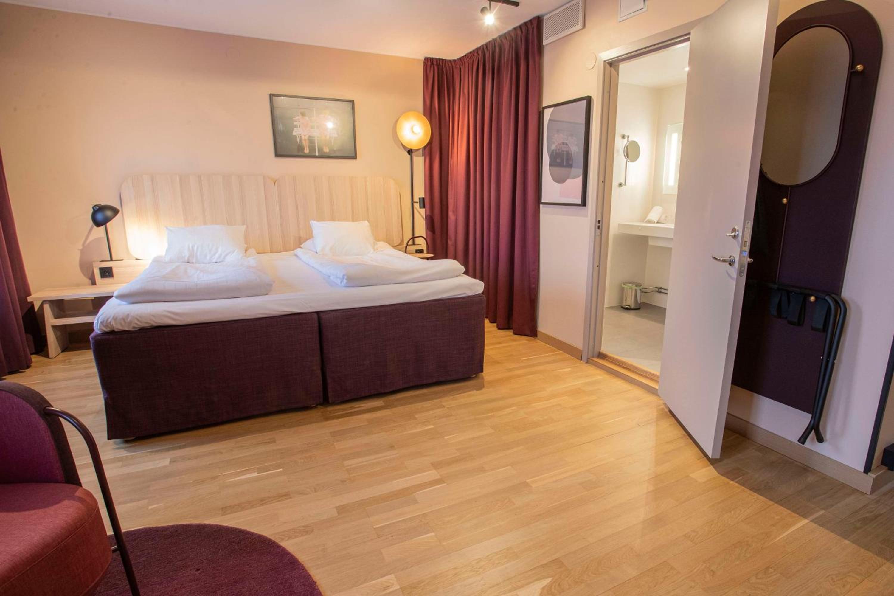Superior Twin Room - Photo 2