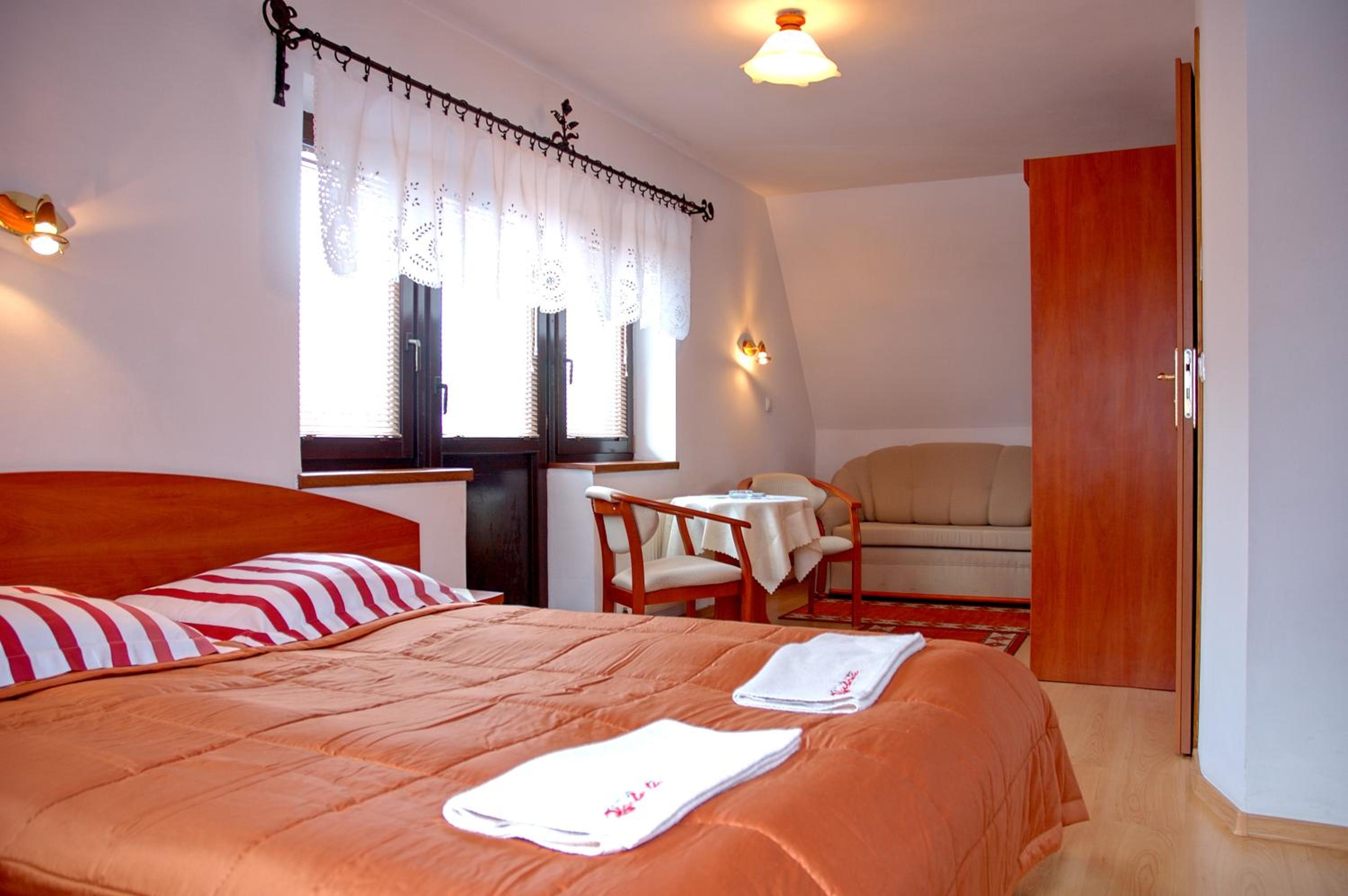 Triple Room - Photo 2