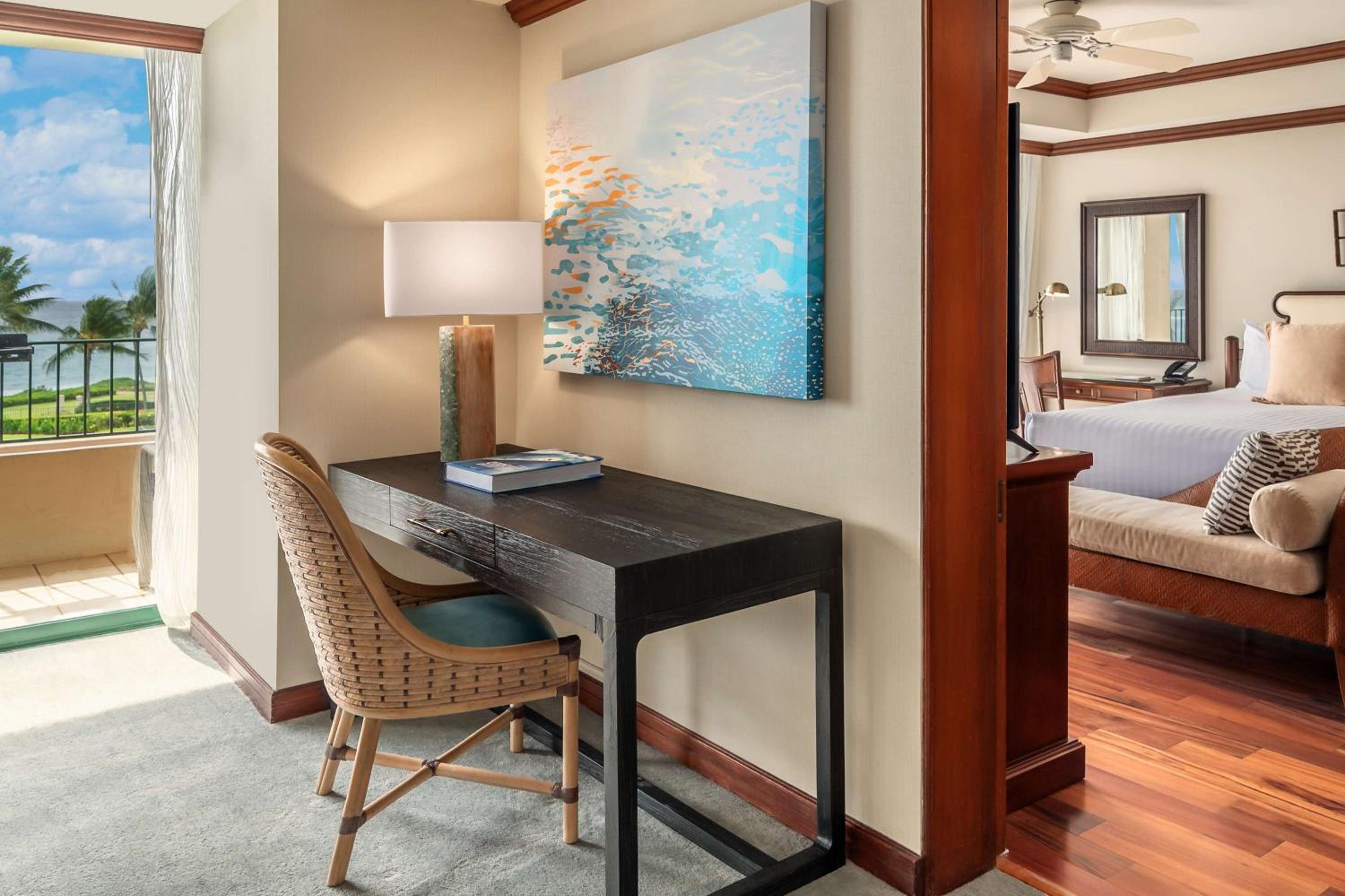 Suite with Ocean View - Photo 6