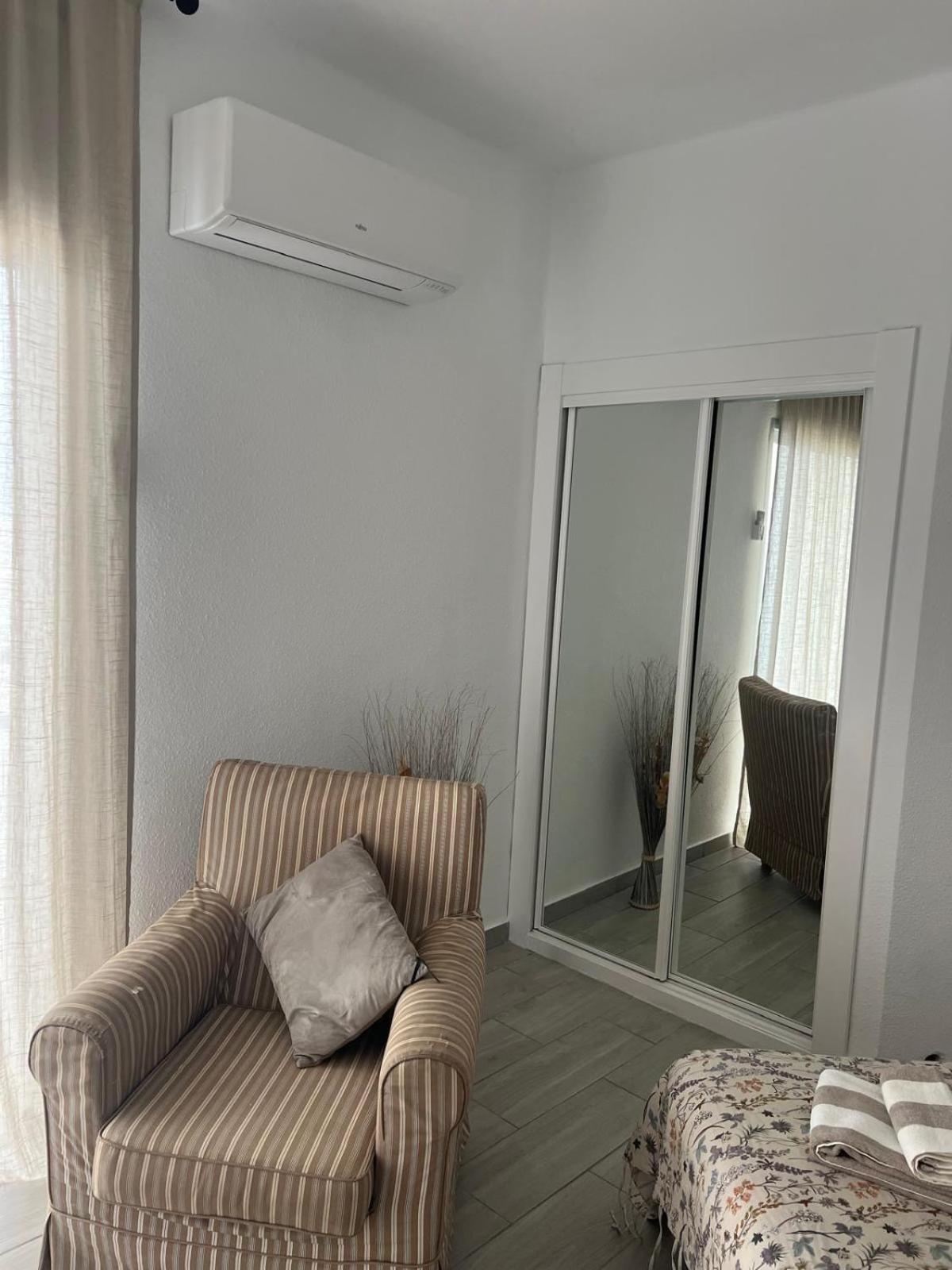 Apartamento de una habitación con vista al mar