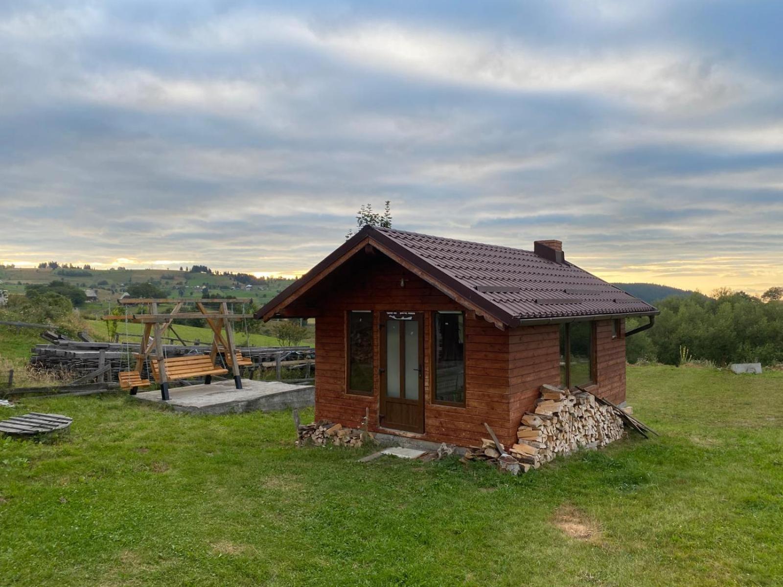 Three-Bedroom Chalet photo 2