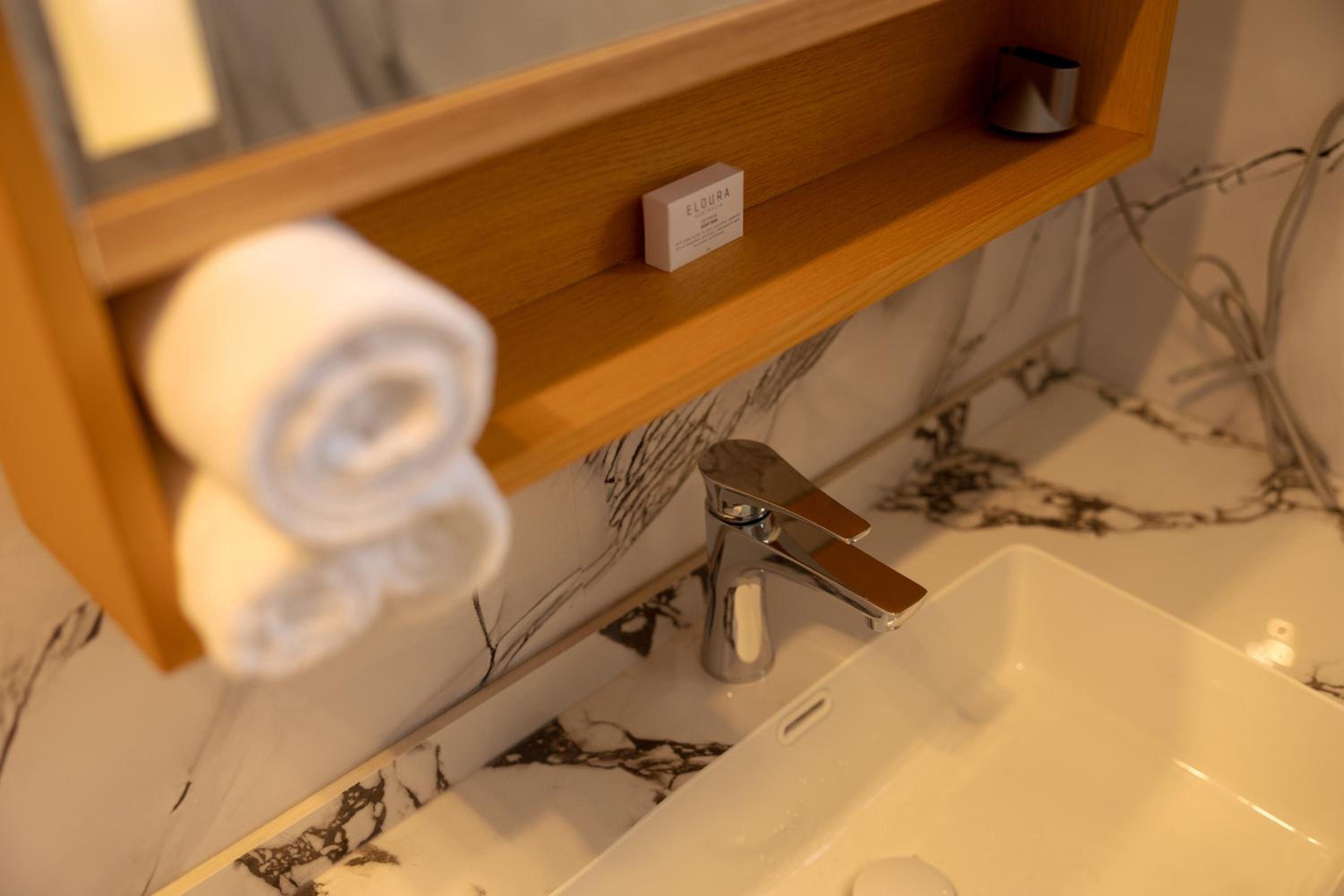 Queen Room - Disability Access photo 3