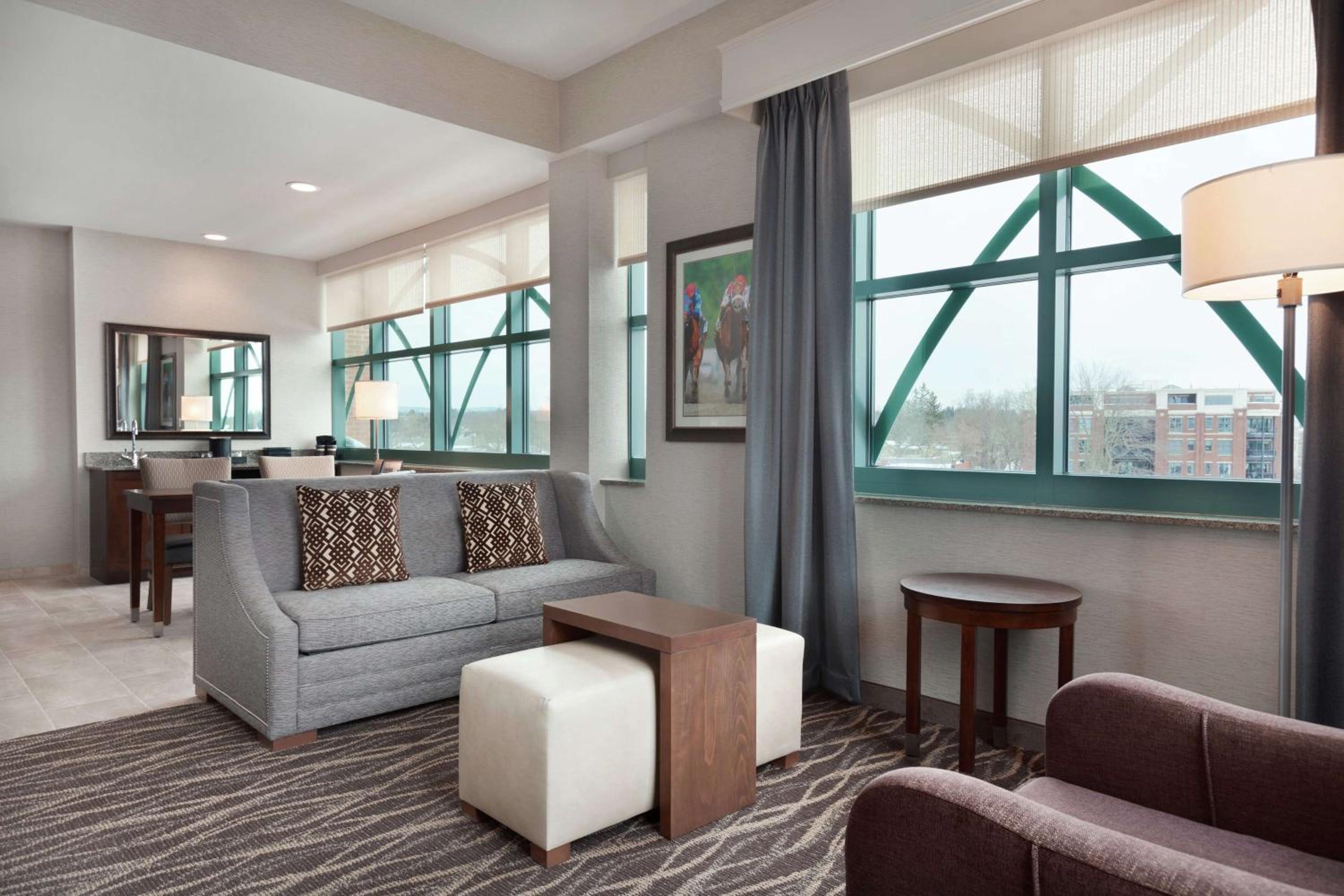 Two-Room Queen Suite with Two Queen Beds