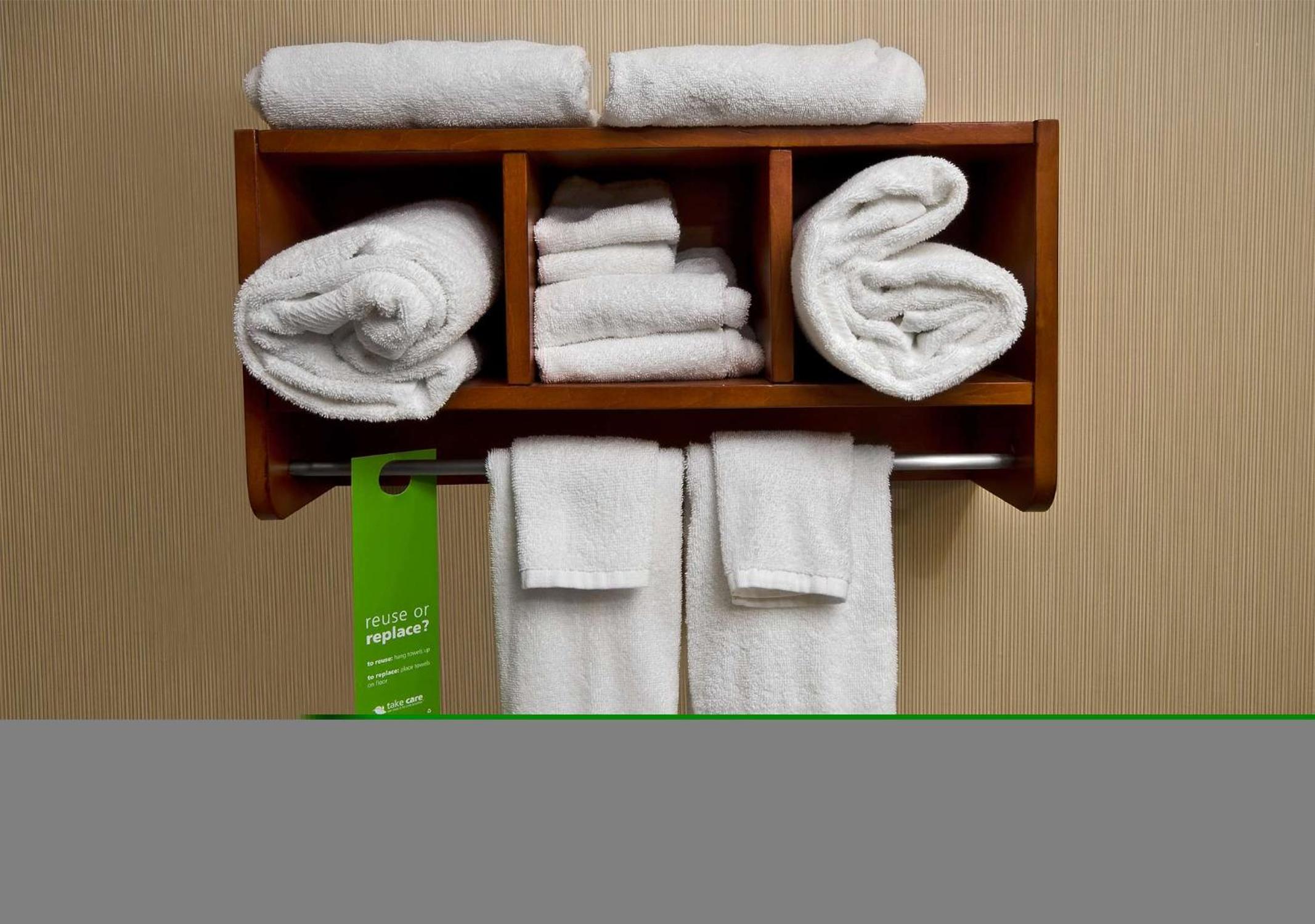 King Room with Spa Bath - Non-Smoking - Photo 4