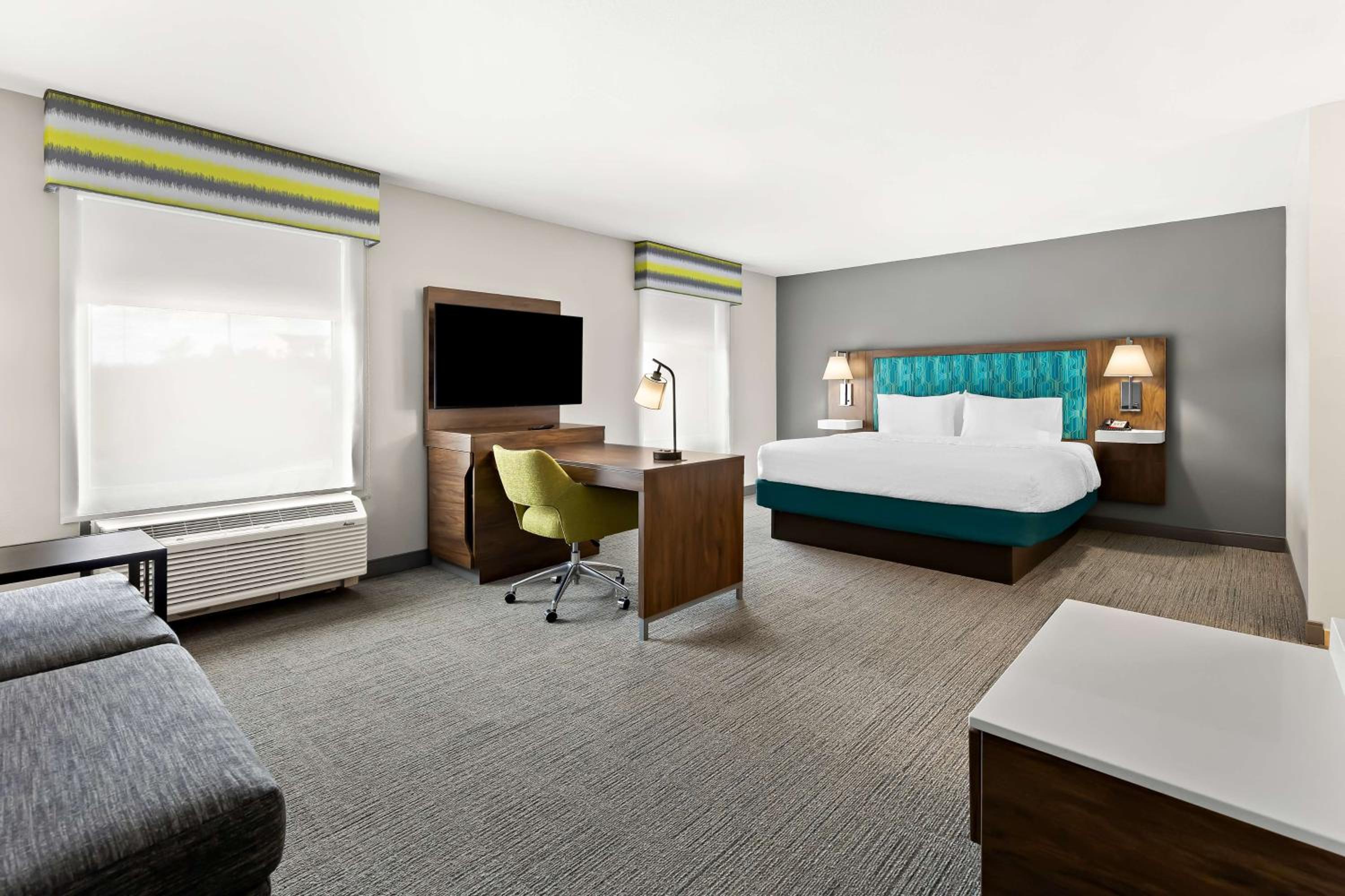 King Studio Suite - Non-Smoking - Photo 1