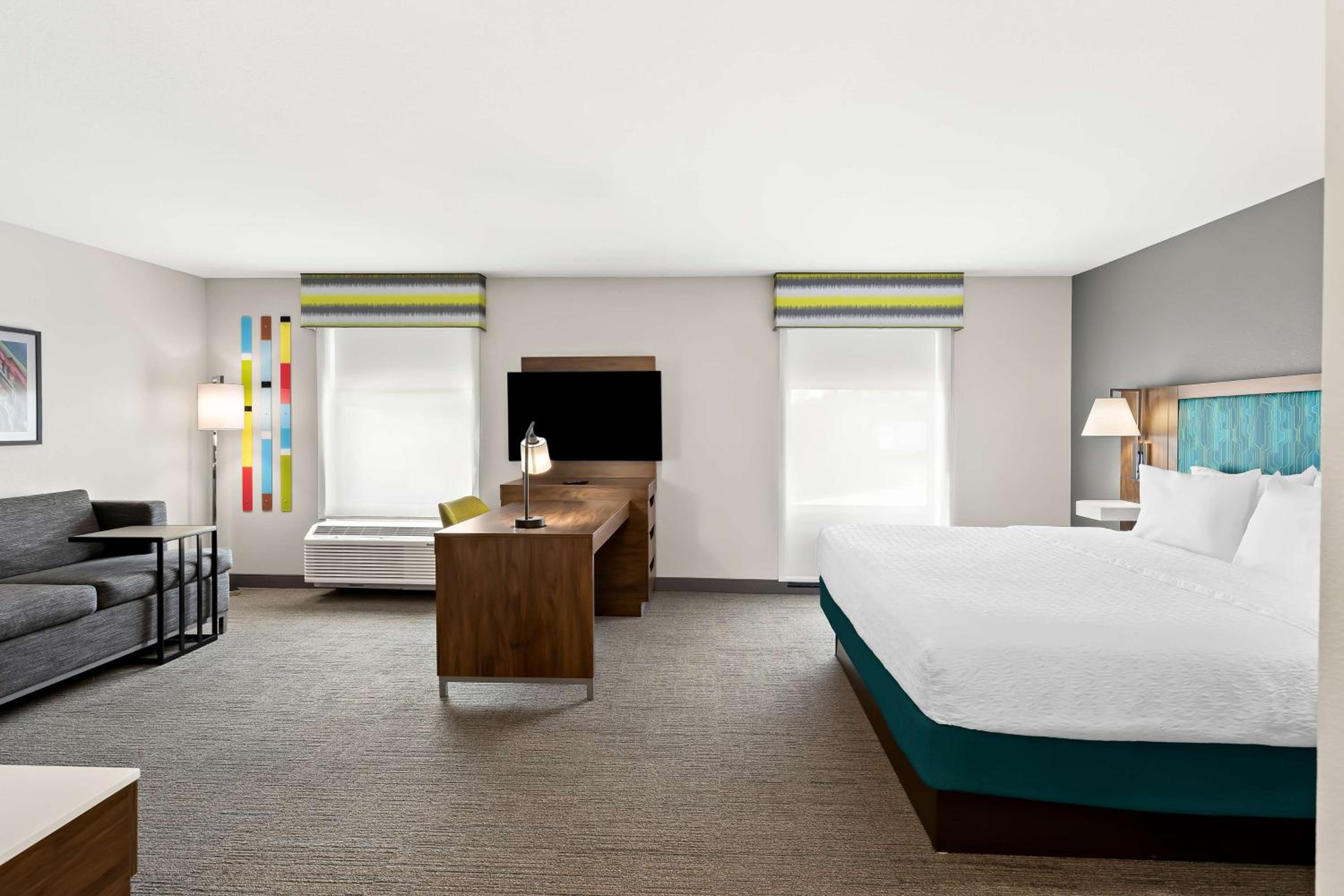 King Studio Suite - Non-Smoking - Photo 2