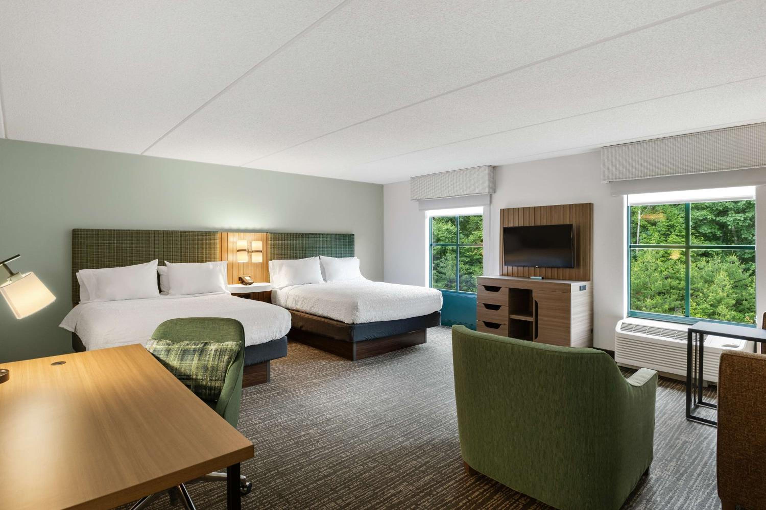 Suite with Two Queen Beds and Sofa Bed  - Photo 5