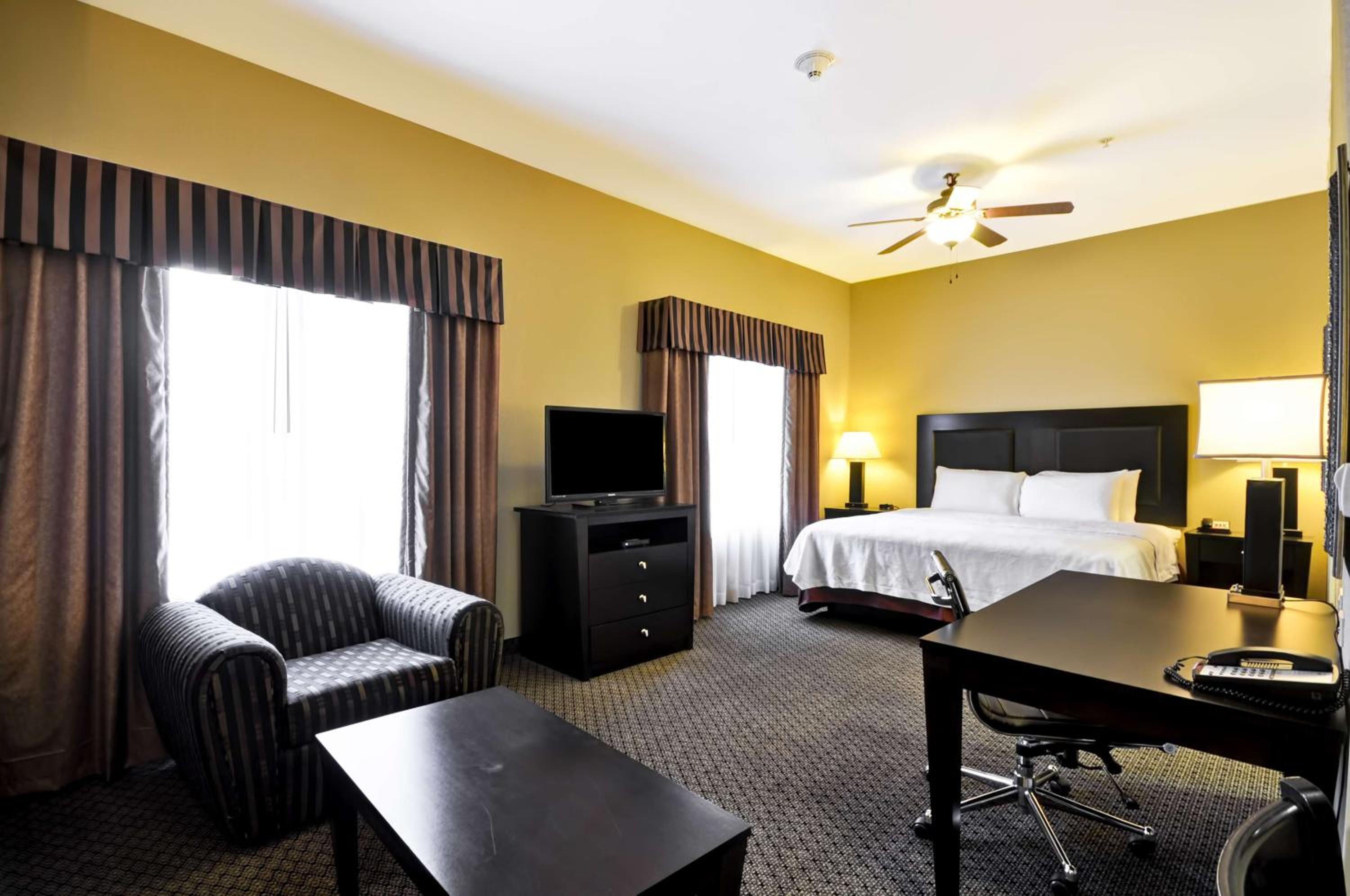 King Studio Suite - Non-Smoking - Photo 1