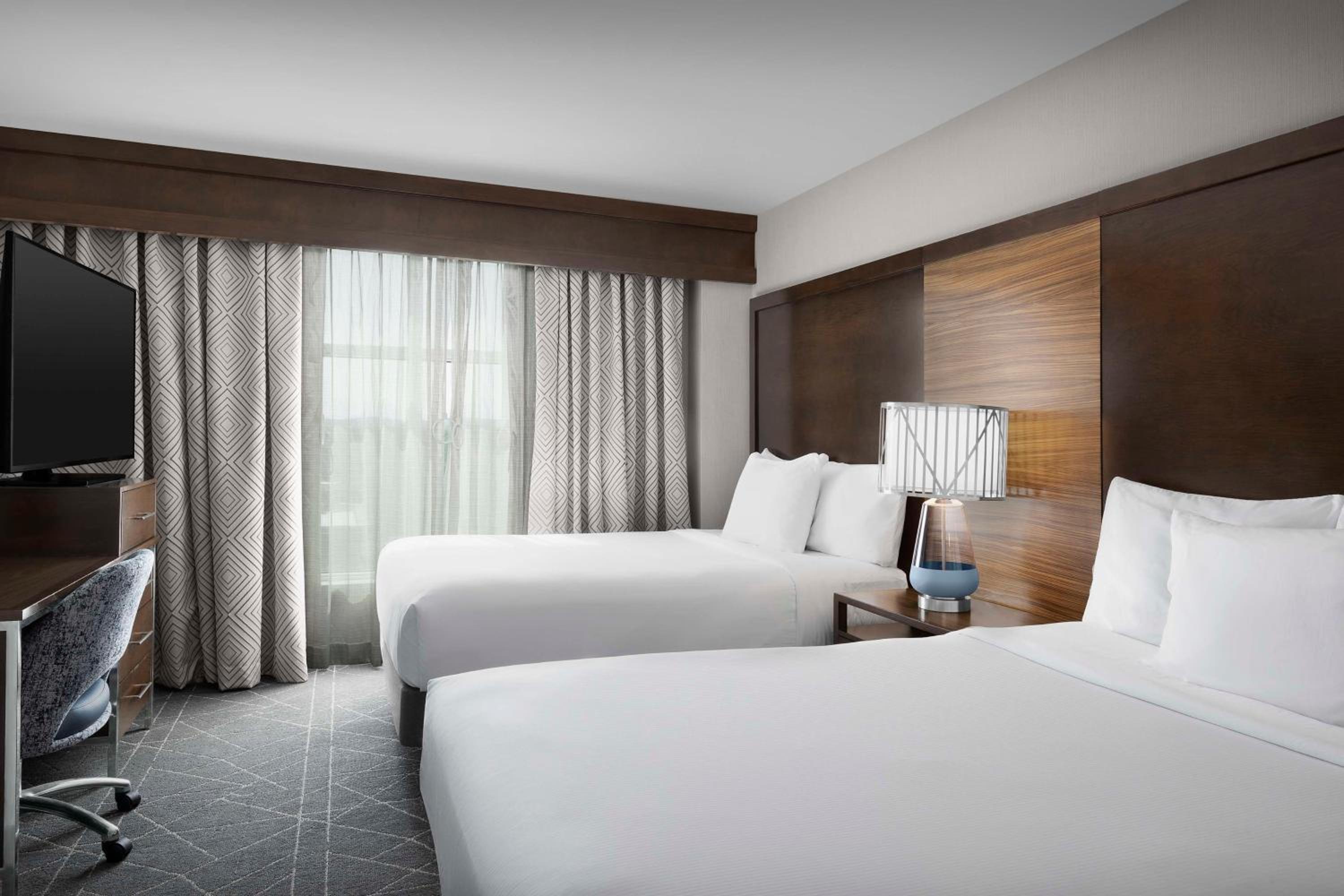 Suite with Two Queen Beds - Non-Smoking - Photo 1