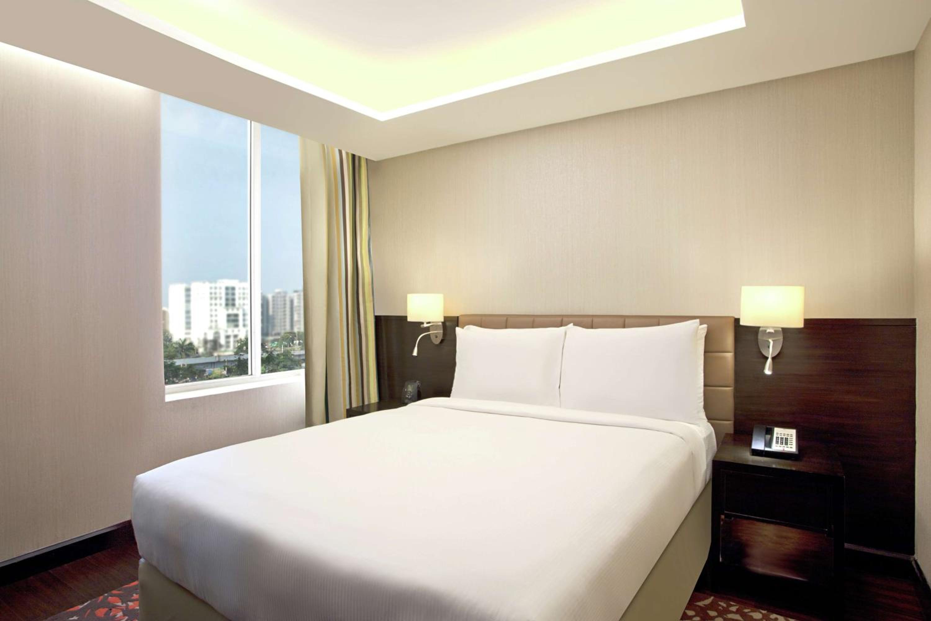 Three-Bedroom Suite with Balcony