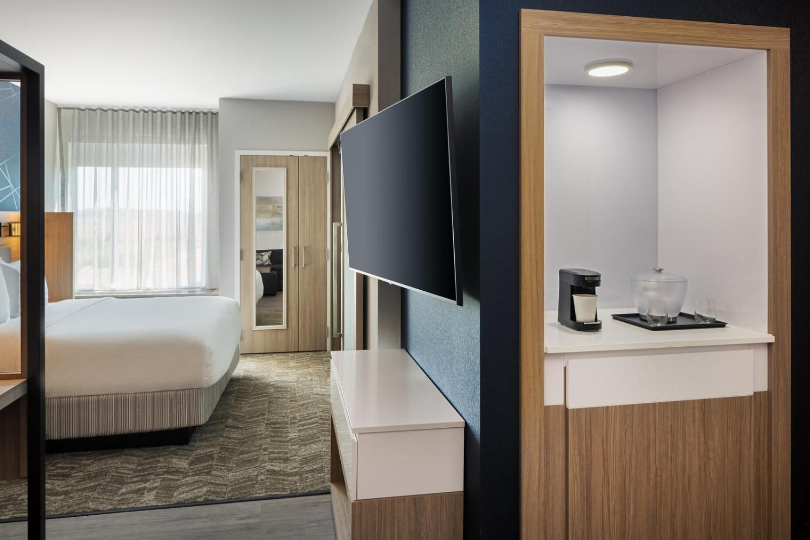 King Suite with Roll-In Shower - Mobility and Hearing Accessible photo 2