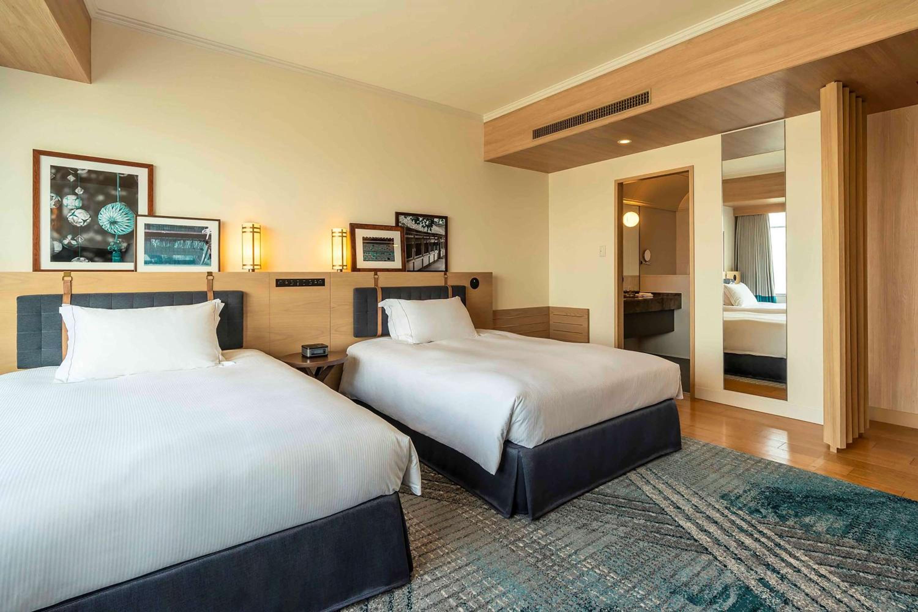 Deluxe Premium Twin Room - Photo 1