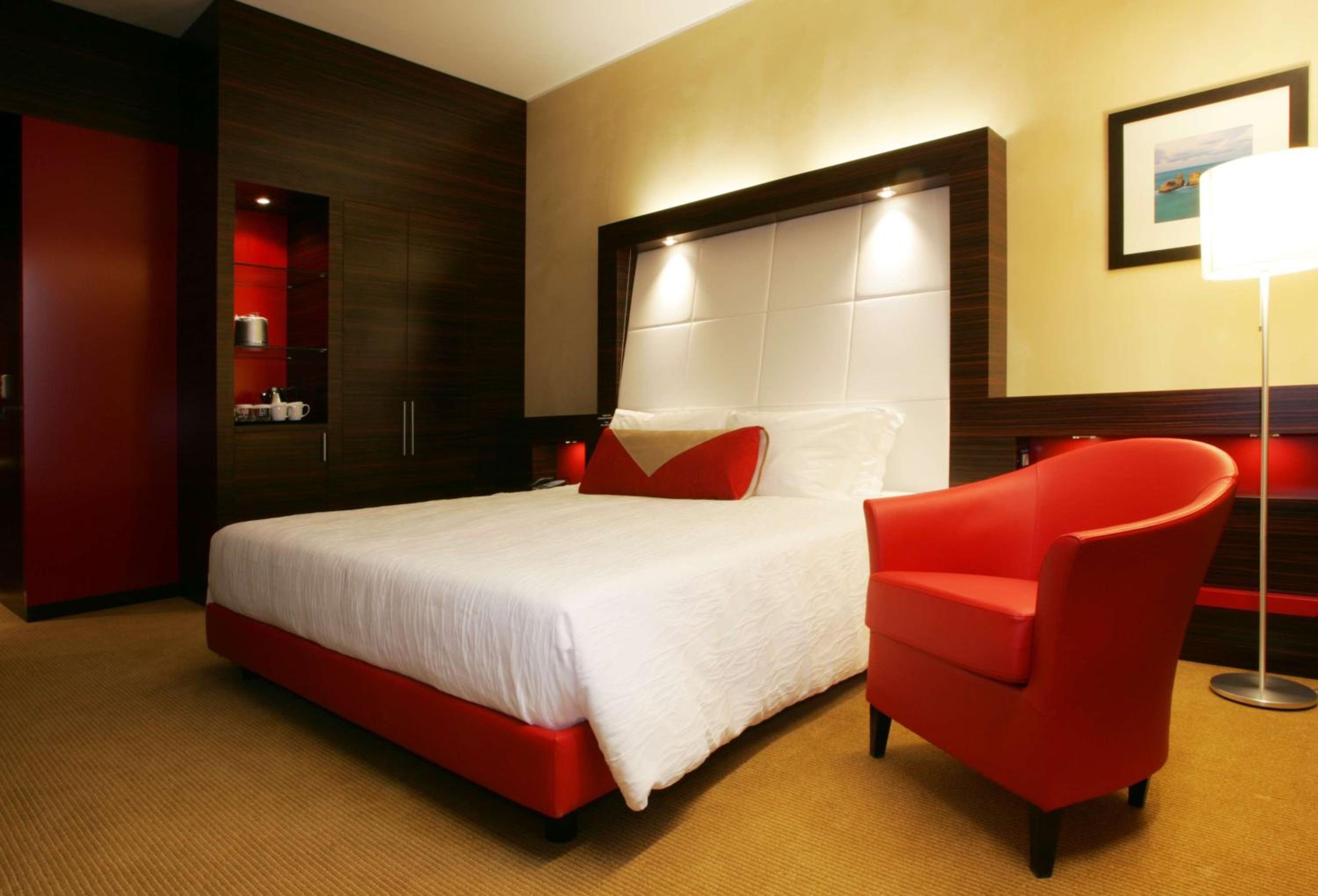 King Room - Mobility Accessible